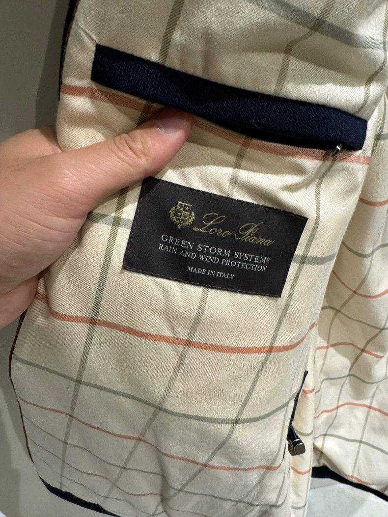 Loro Piana LORO PIANA The classic men's turned-down collar traveler j Size US M / EU 48-50 / 2 - 6 Thumbnail