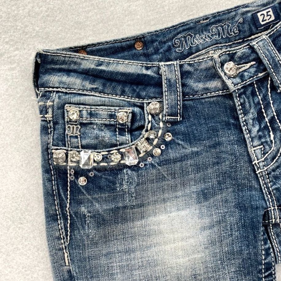 Miss Me Miss Me Jeans Women's 25 Cuff Capri Medium Blue Distressed Denim Thick Stitch Capri Jeans Women Size 42" / US 20 - 4 Thumbnail