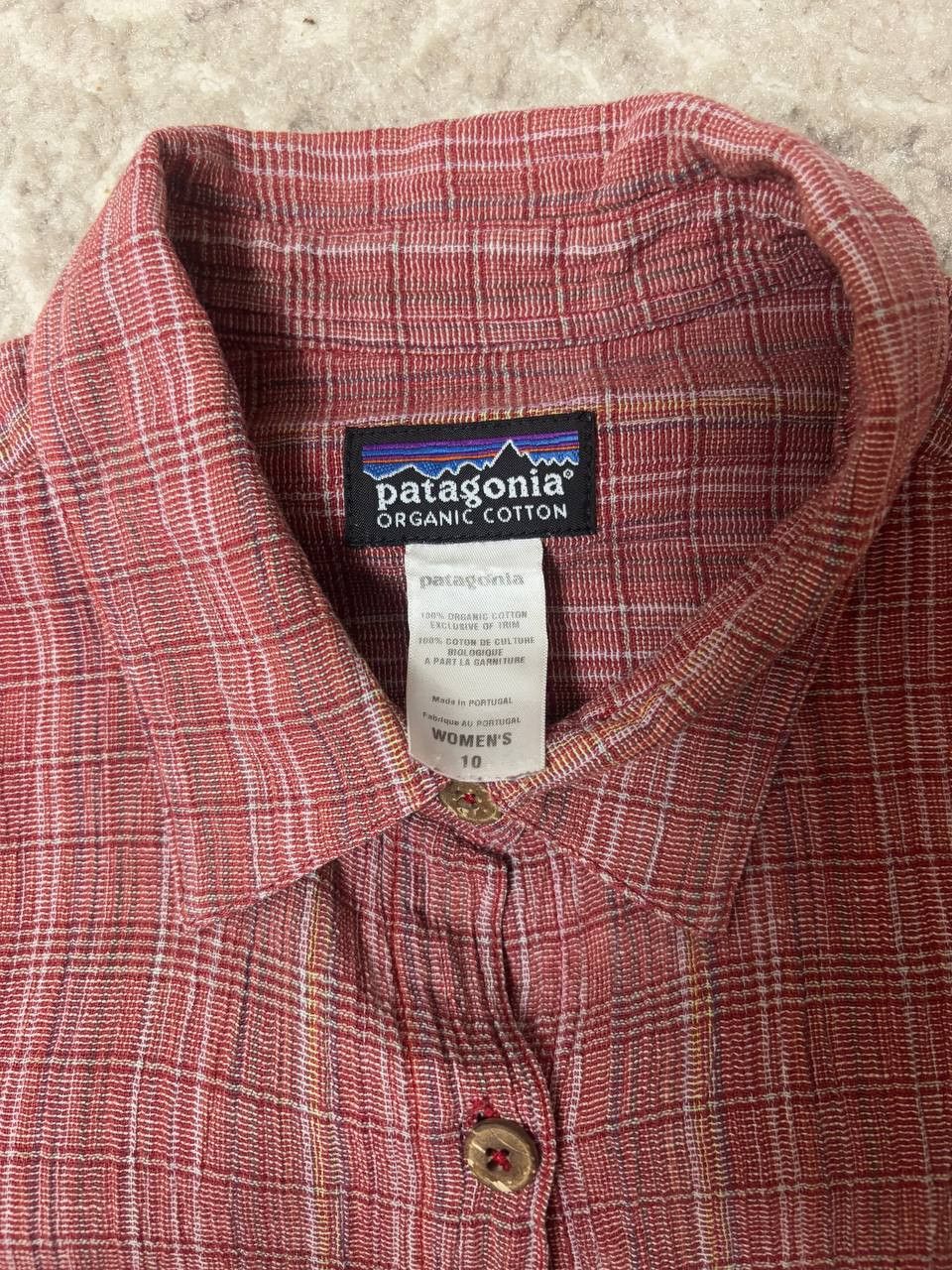 Patagonia Patagonia Women's Short Sleeve Organic Blend Shirt, 10, Red Size L / US 10 / IT 46 - 12 Thumbnail