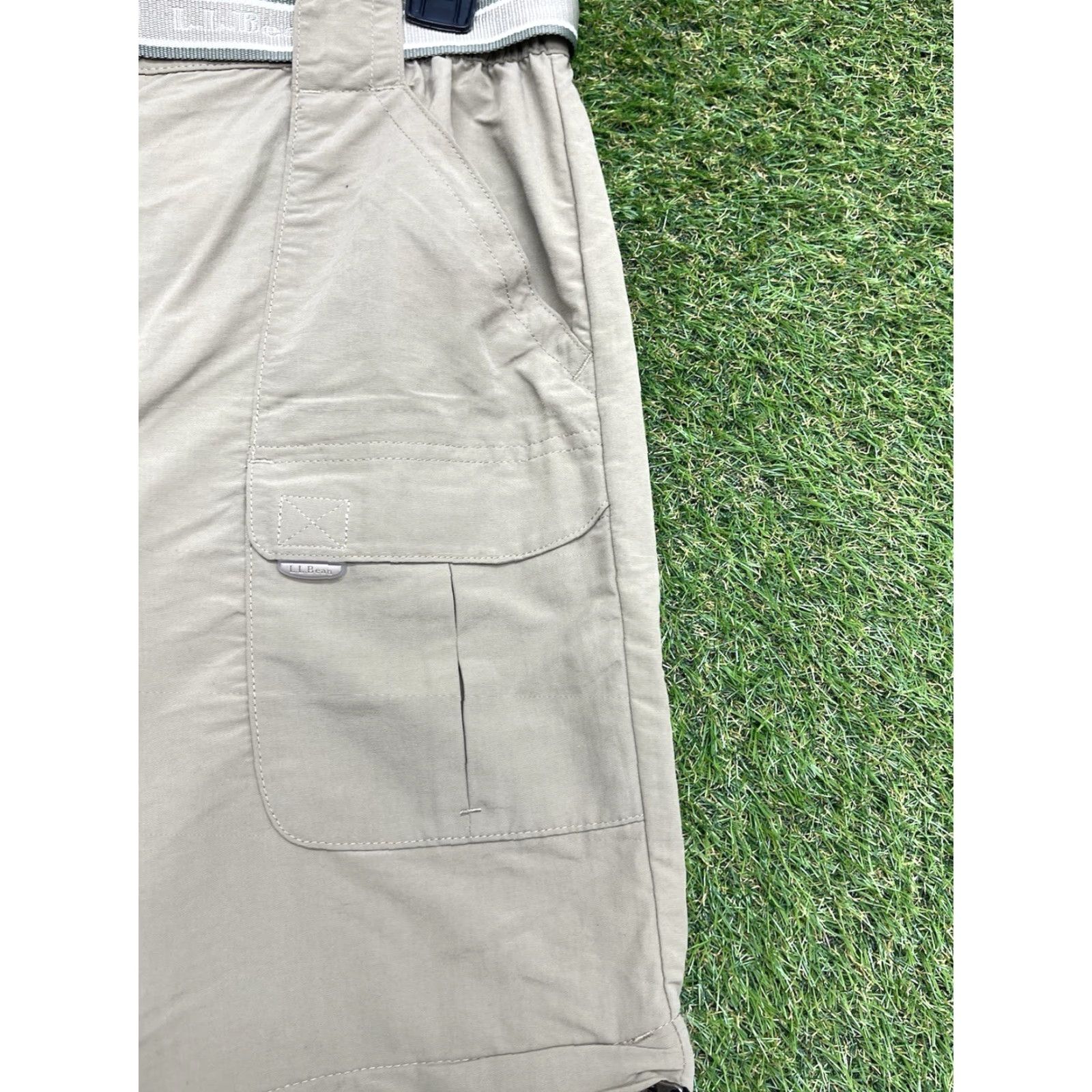Vintage L.L. Bean Women's Convertible Hiking Pants Large Beige Microfiber Cargo Stretch Bootcut 2000s Size 36" / US 14 / IT 50 - 6 Thumbnail
