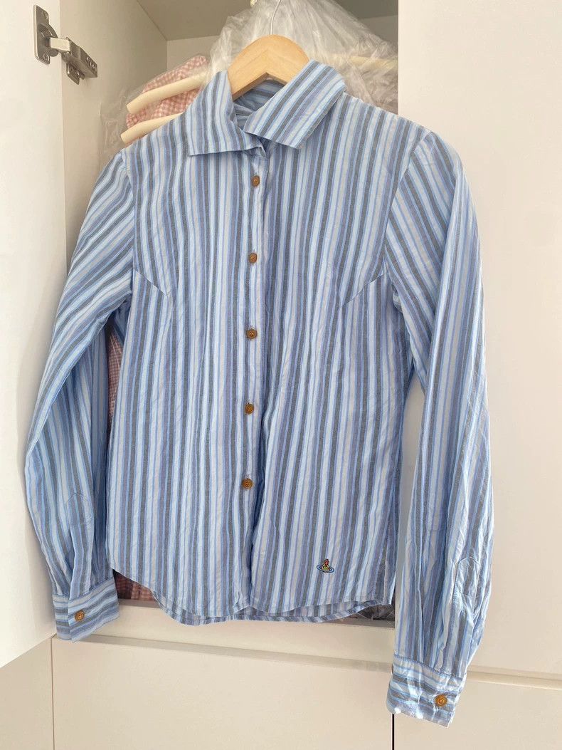 Vivienne Westwood Vivienne Westwood size1 Saturn embroidered shirt Size M / US 6-8 / IT 42-44 - 1 Thumbnail