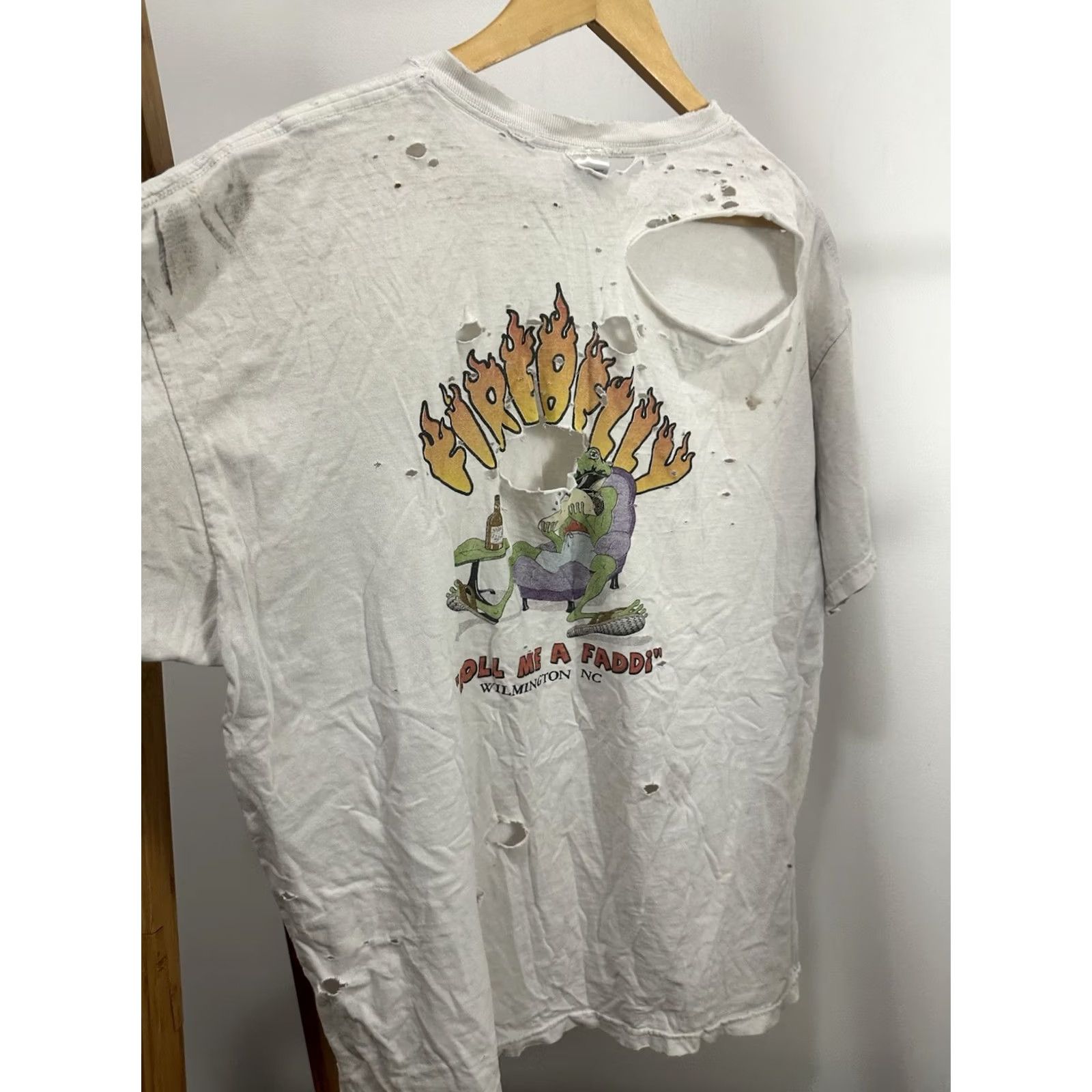 Gildan VTG Firebelly Roll Me A Faddi Super Thrashed Distressed Worn Cotton T-Shirt XL Men White Size US XL / EU 56 / 4 - 4 Thumbnail