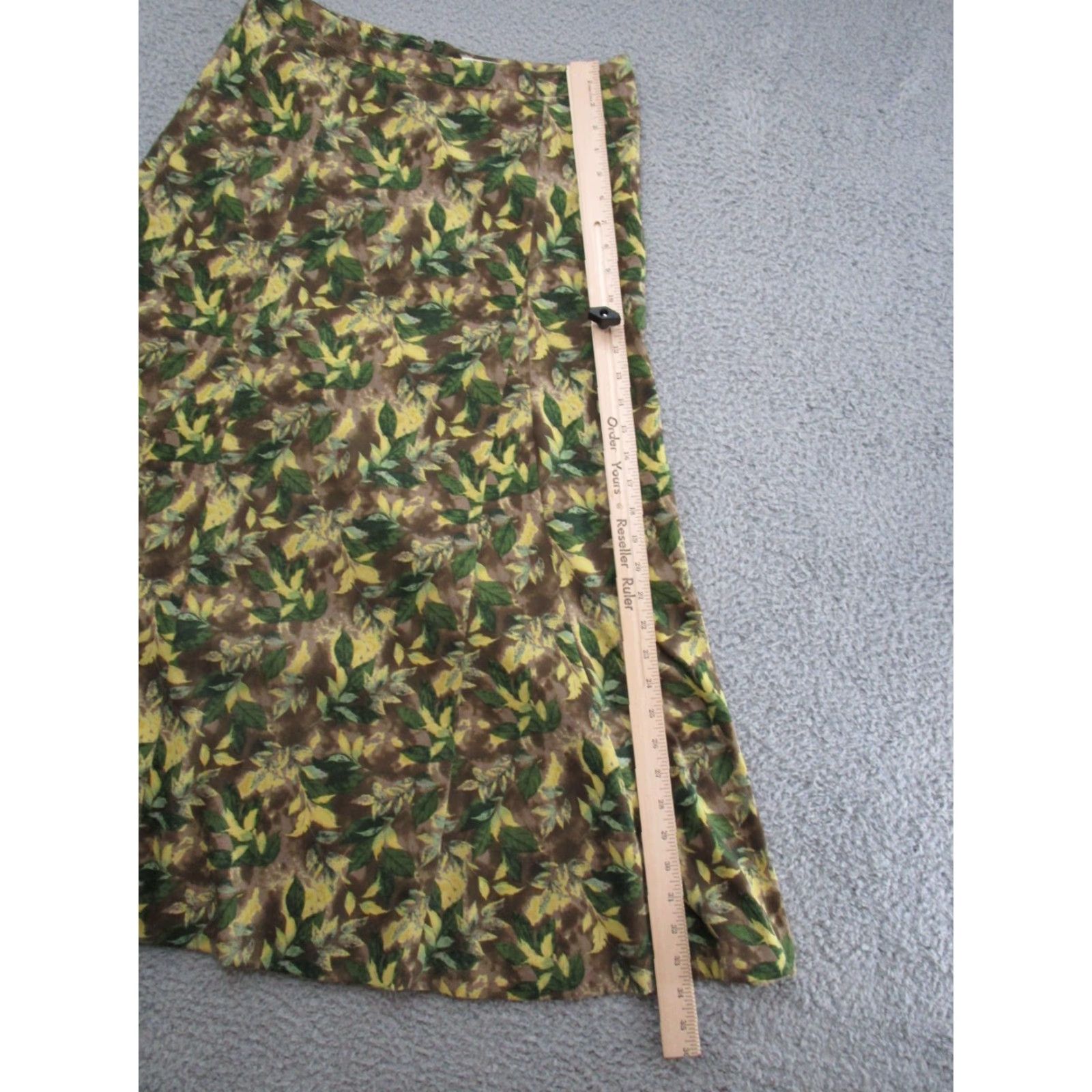 Vintage VINTAGE Christopher & Banks Skirt Green Floral A-Line Midi Unlined Stretch Boho Casual Womens M Green Floral Hippie 90s? Size 32" / US 10 / IT 46 - 7 Thumbnail