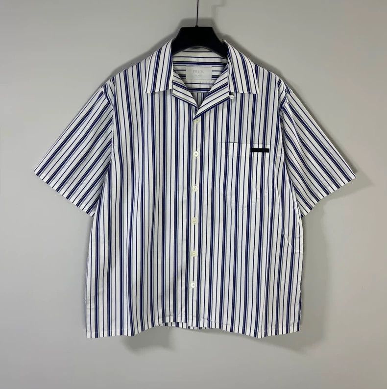 Prada Prada Short-sleeved T-shirt 2501-Nextarrow Size US L / EU 52-54 / 3 - 1 Thumbnail