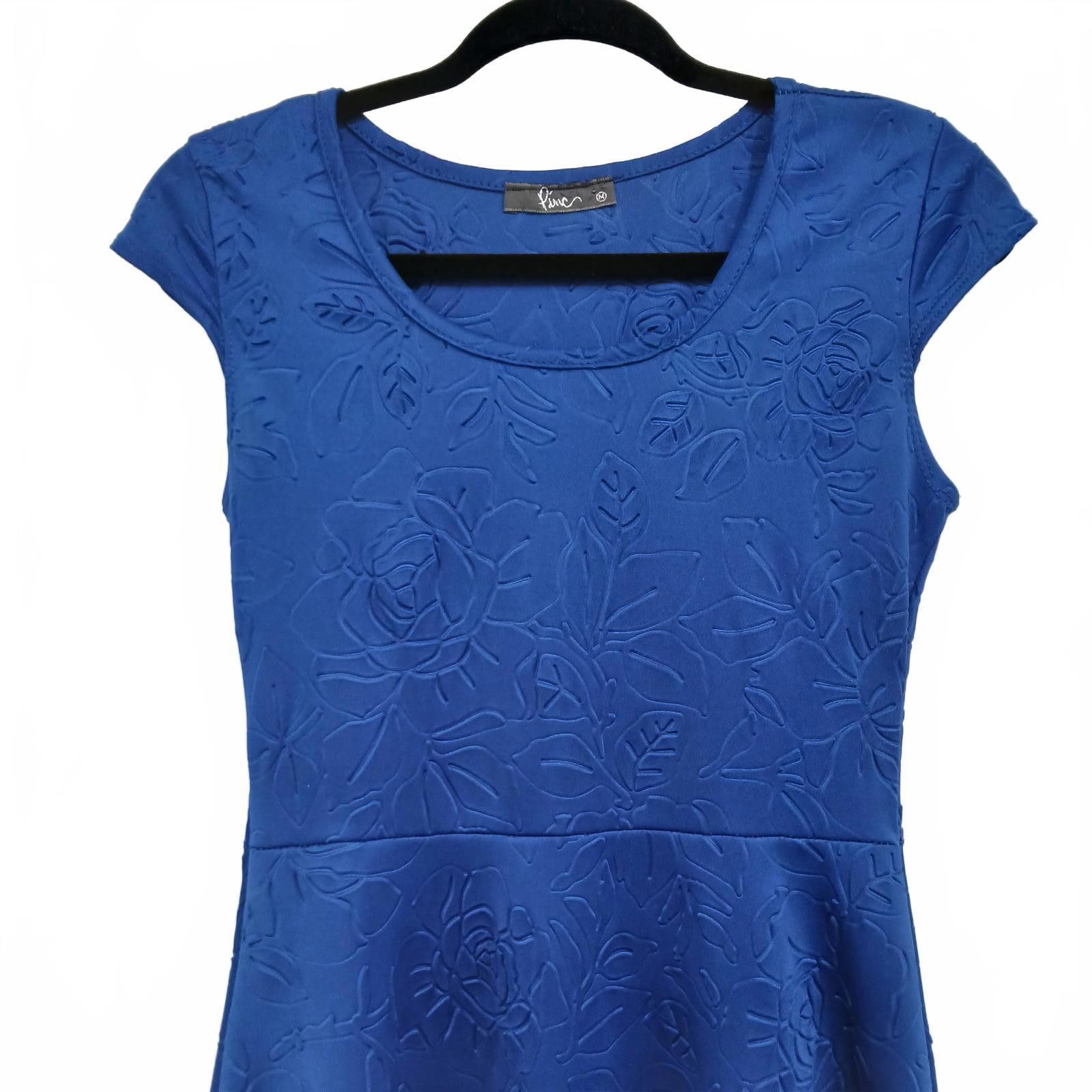 One Piece Pinc Medium Electric Blue Embossed Dress Size M / US 6-8 / IT 42-44 - 3 Thumbnail