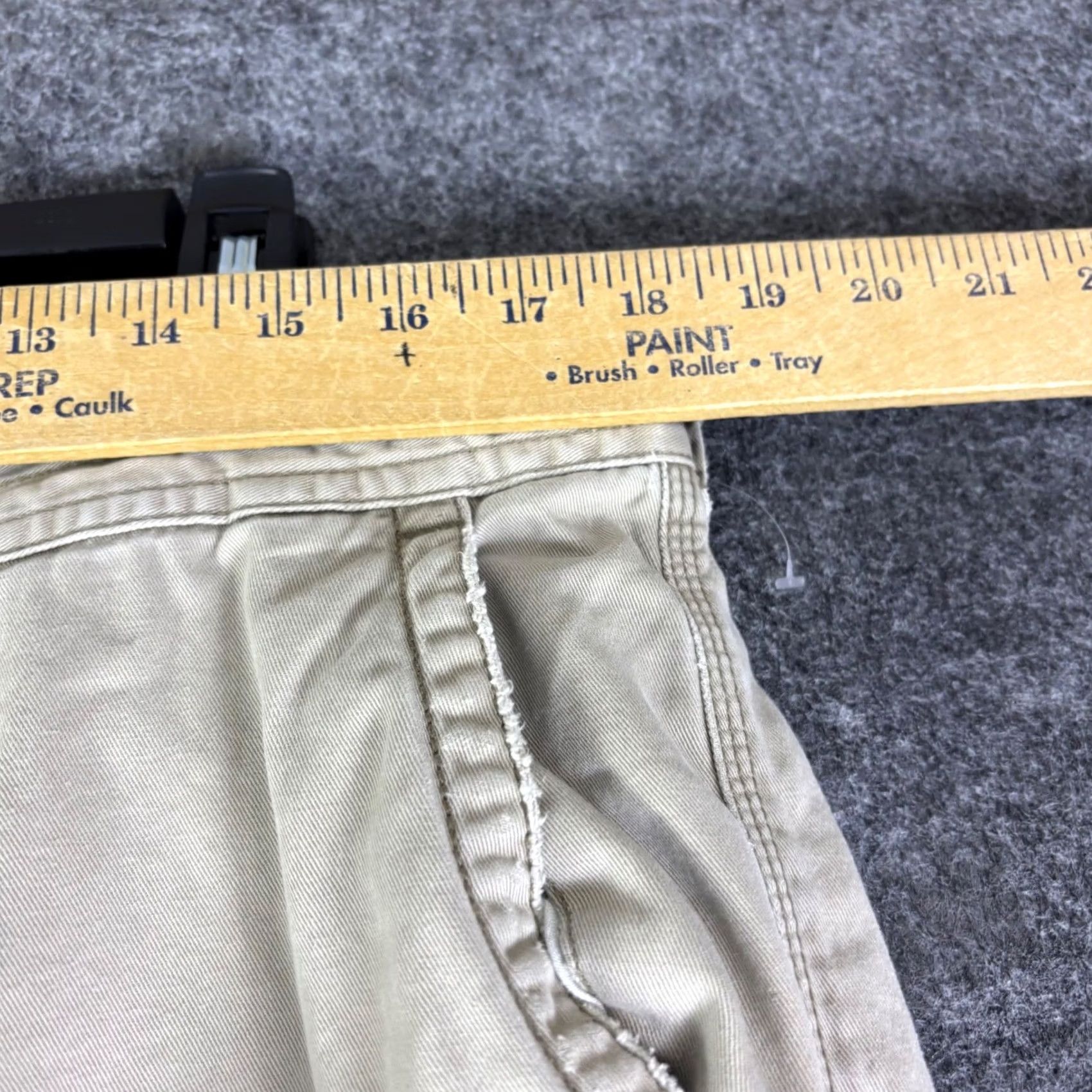 Polo Ralph Lauren Polo Ralph Lauren Mens Cargo Shorts Tan Khaki Distressed Frayed Hem Size 36 Size US M / EU 48-50 / 2 - 6 Thumbnail