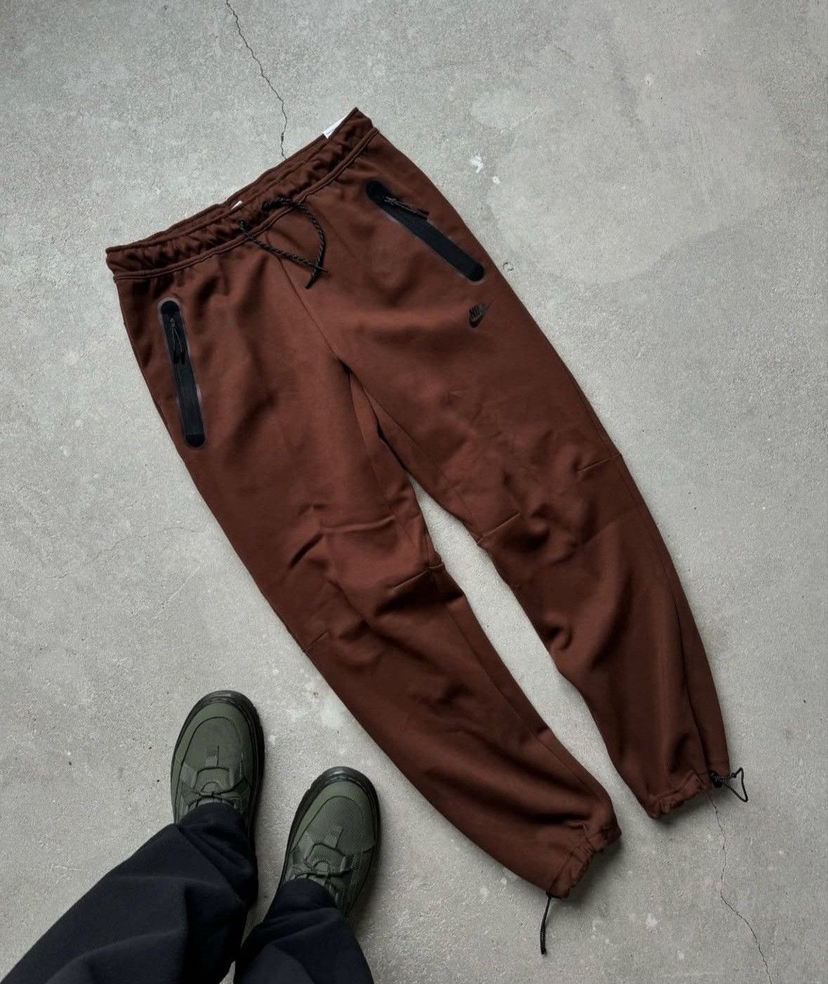 Nike Nike Tech Fleece Joggers Size US 33 - 1 Thumbnail