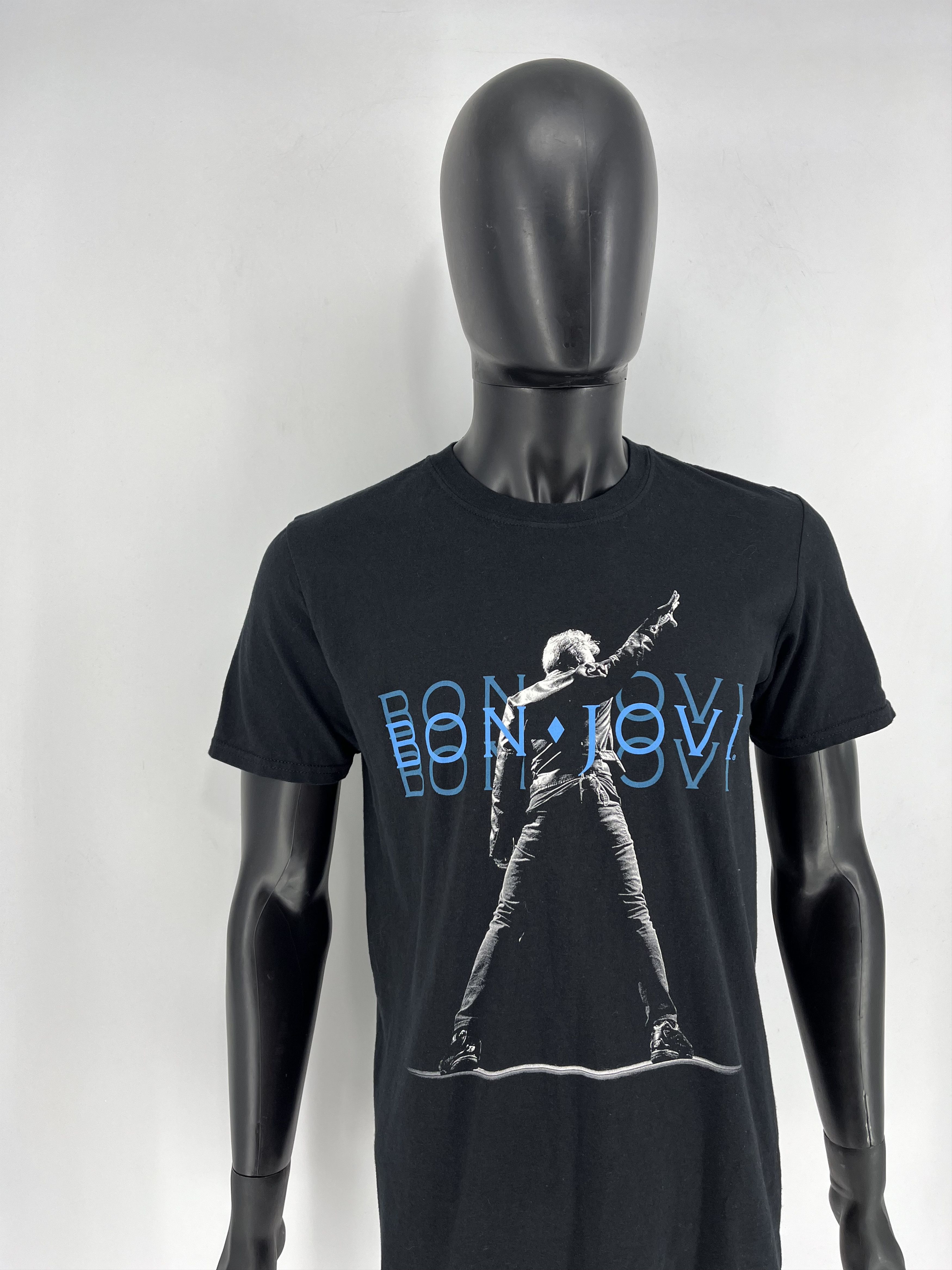 Band Tees Vintage Y2K Bon Jovi These Days Band Rock Tour Tshirt Style Size US M / EU 48-50 / 2 - 3 Thumbnail