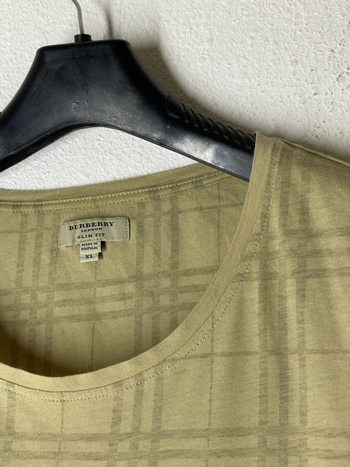 Burberry Vintage Burberry London Nova Check T Shirt Beige Size US XL / EU 56 / 4 - 4 Thumbnail