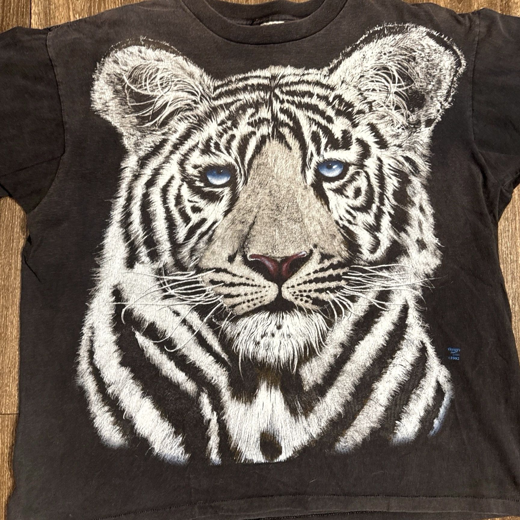 VINTAGE 1992 White Tiger Black Cat Nature Extinction T-Shirt XL Mens White Catty?