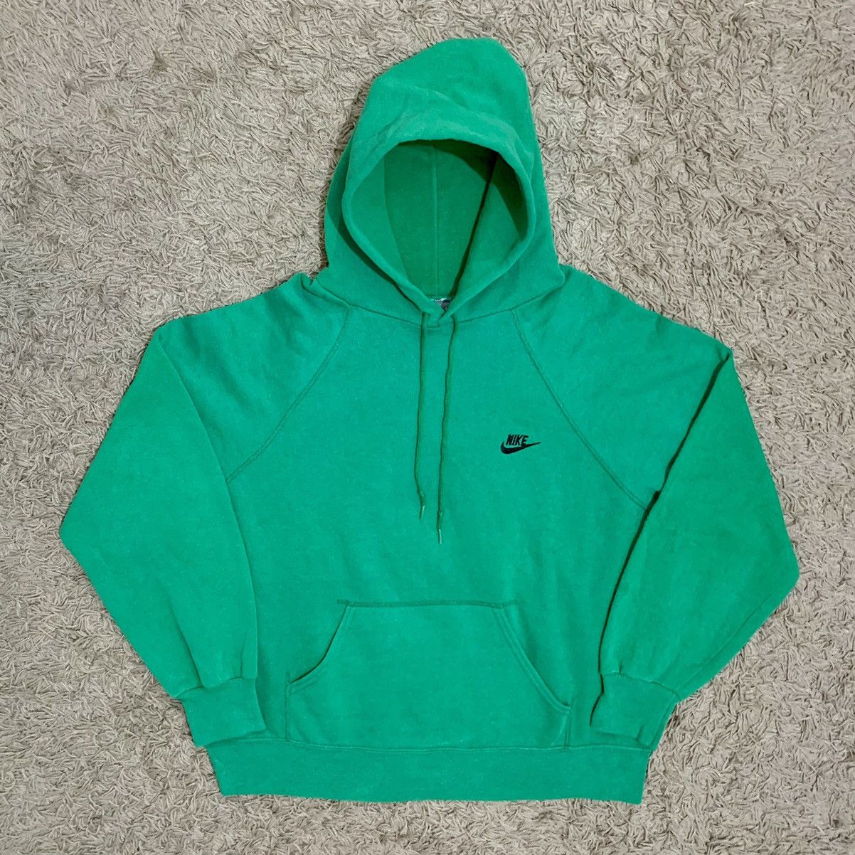 Image of Made In USA x Nike 1980’S Nike Club Side Swoosh “Kelly Green” Raglan Hoodie, Men's (Size XL)