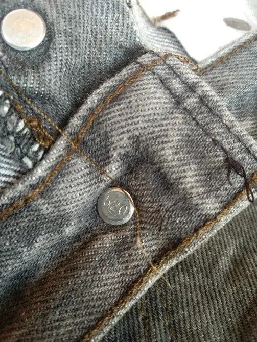 Levi's 80s Vintage Levi's 501 Made In USA Distressed Jeans 33x31 Size US 33 - 9 Thumbnail