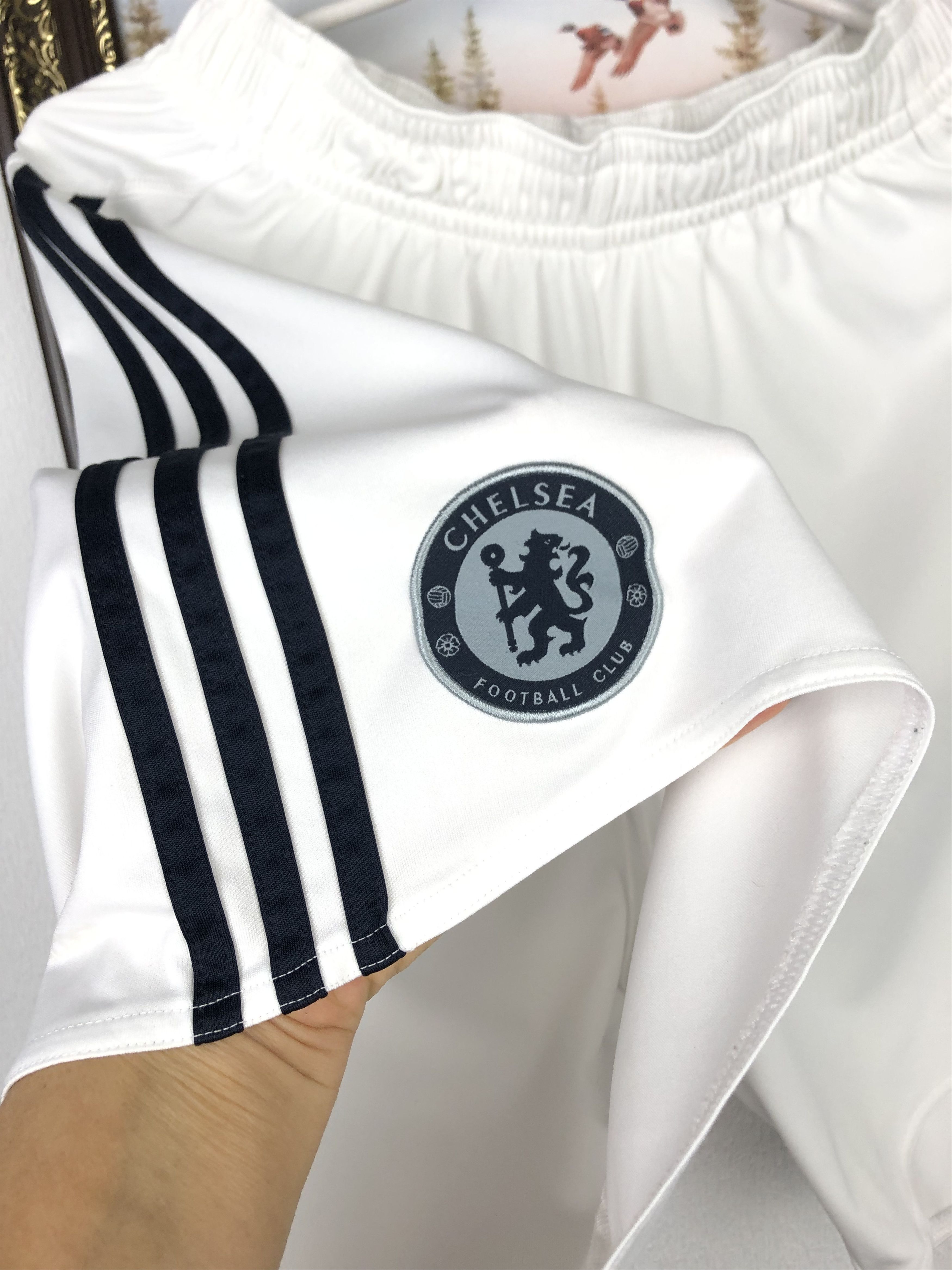 Adidas Vintage Adidas Chelsea Football Shorts Soccer Track Size M Size US 32 / EU 48 - 3 Thumbnail