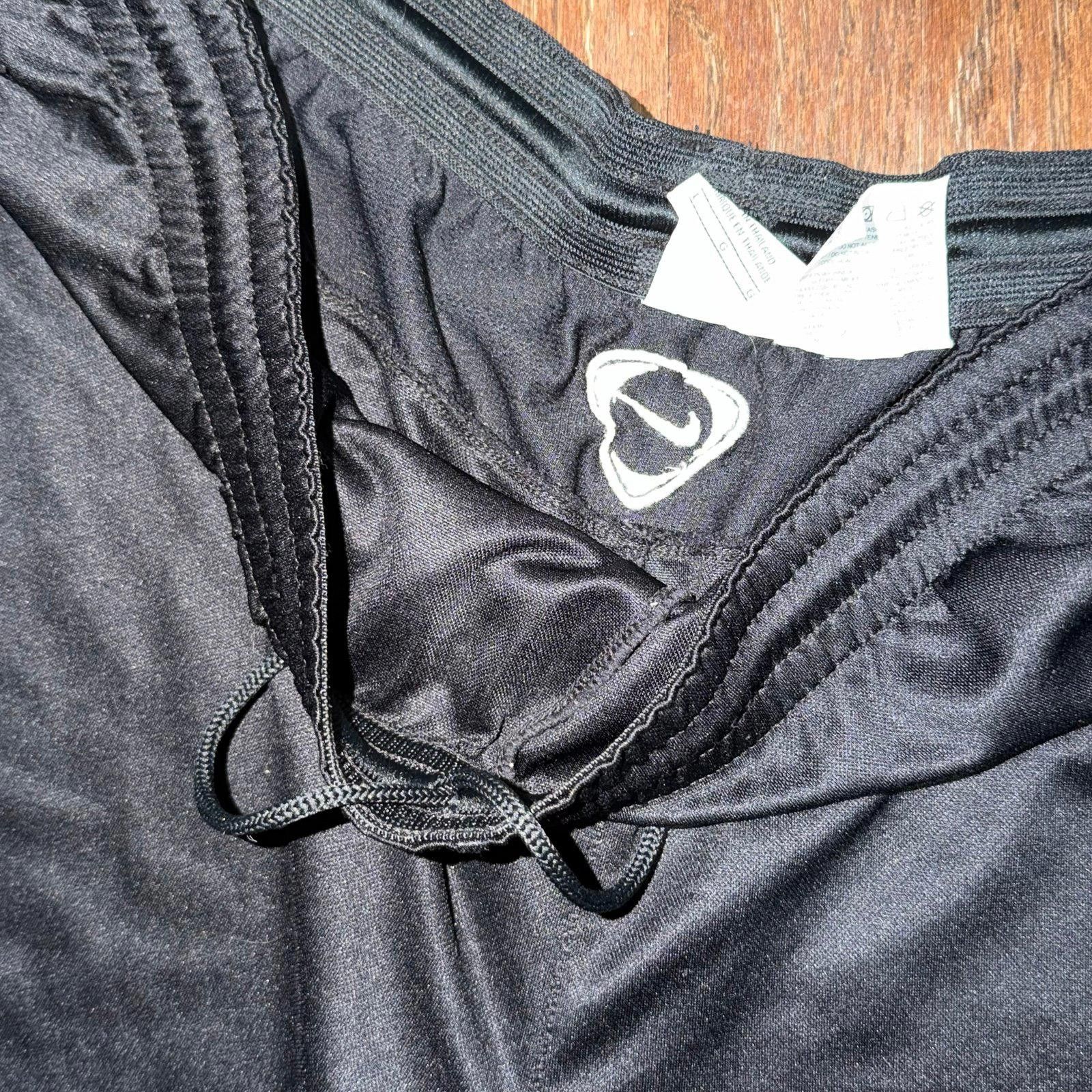 Nike Nike Black/White Hoop Shorts ACG Mens LG Y2K 90s Rare Size US 34 / EU 50 - 3 Thumbnail