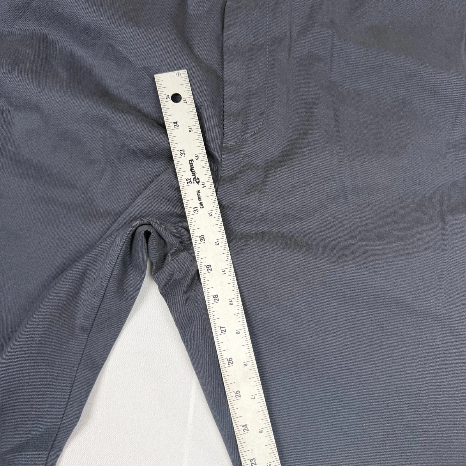 Banana Republic New Banana Republic Men’s Chino Pants Gray Size 40X30 NWT 2% Size US 40 / EU 56 - 4 Thumbnail