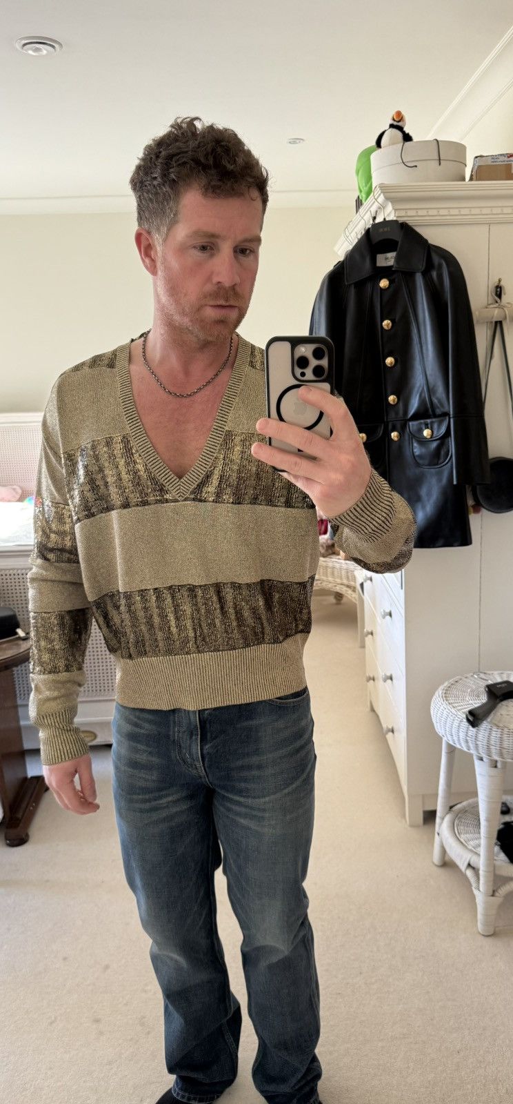 Saint Laurent Paris $1.3k FW19 Saint Laurent metallic gold v neck sweater XL Size US XL / EU 56 / 4 - 9 Thumbnail