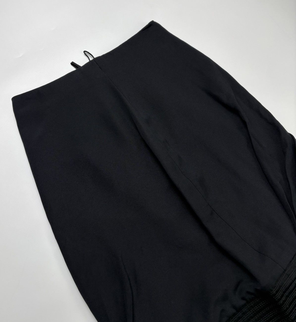 Versace Vintage Gianni Versace Silk Skirt Size 26" / US 2 / IT 38 - 2 Thumbnail