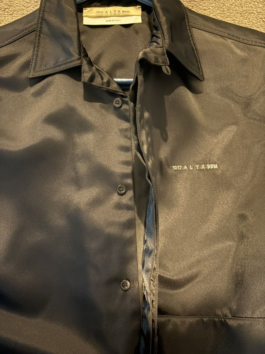 1017 ALYX 9SM 1017 ALYX 9SM Button Up Size US S / EU 44-46 / 1 - 6 Thumbnail