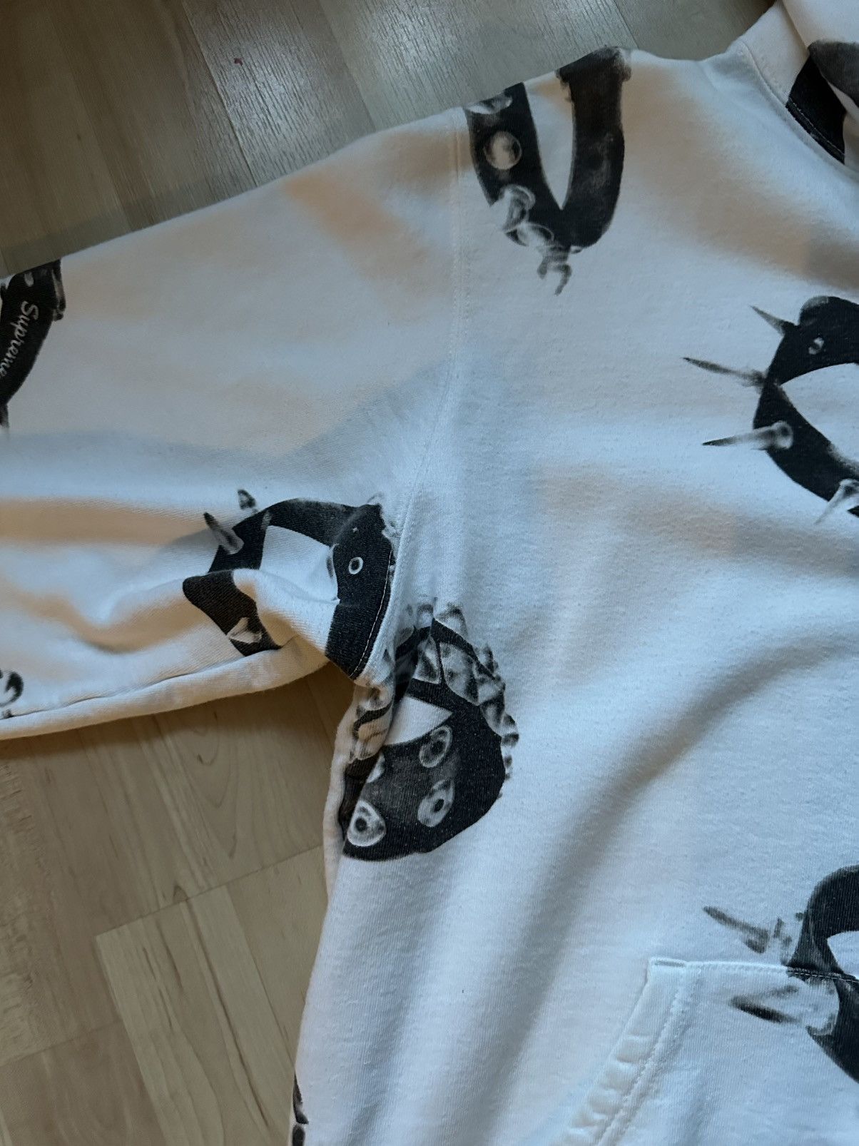 Supreme Supreme Studded Collar Hoodie White FW20 Size US S / EU 44-46 / 1 - 2 Thumbnail