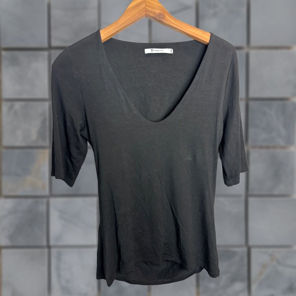 Alexander Wang Alexander Wang Shirt Top Open Cutout Back Tee Black M Women’s Short Sleeve Modern Knit Blouse Slim Fit Casual Dressy Size M / US 6-8 / IT 42-44 - 1 Thumbnail