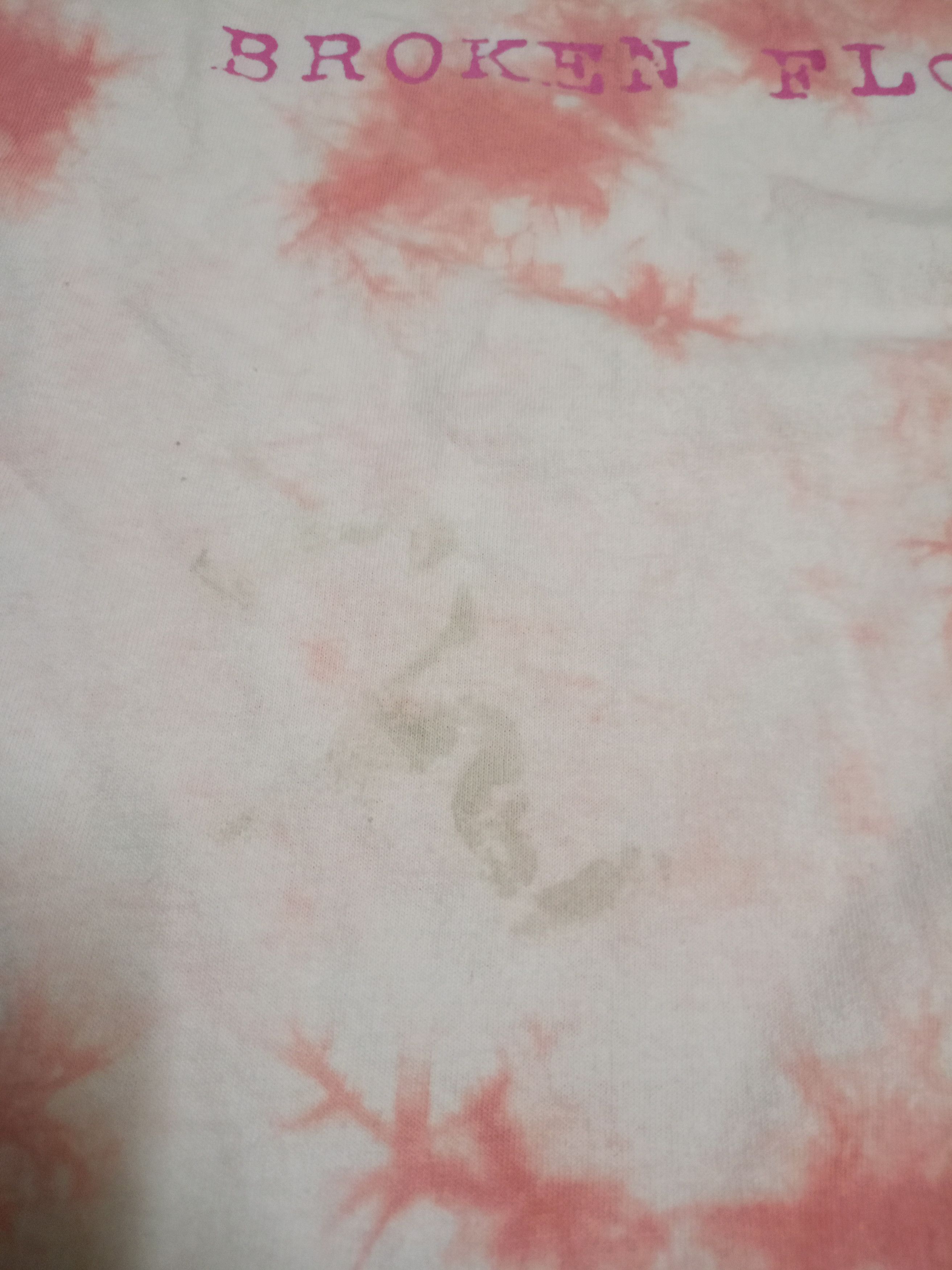 Vintage Vintage broken flowers movie t shirt Size US M / EU 48-50 / 2 - 5 Thumbnail