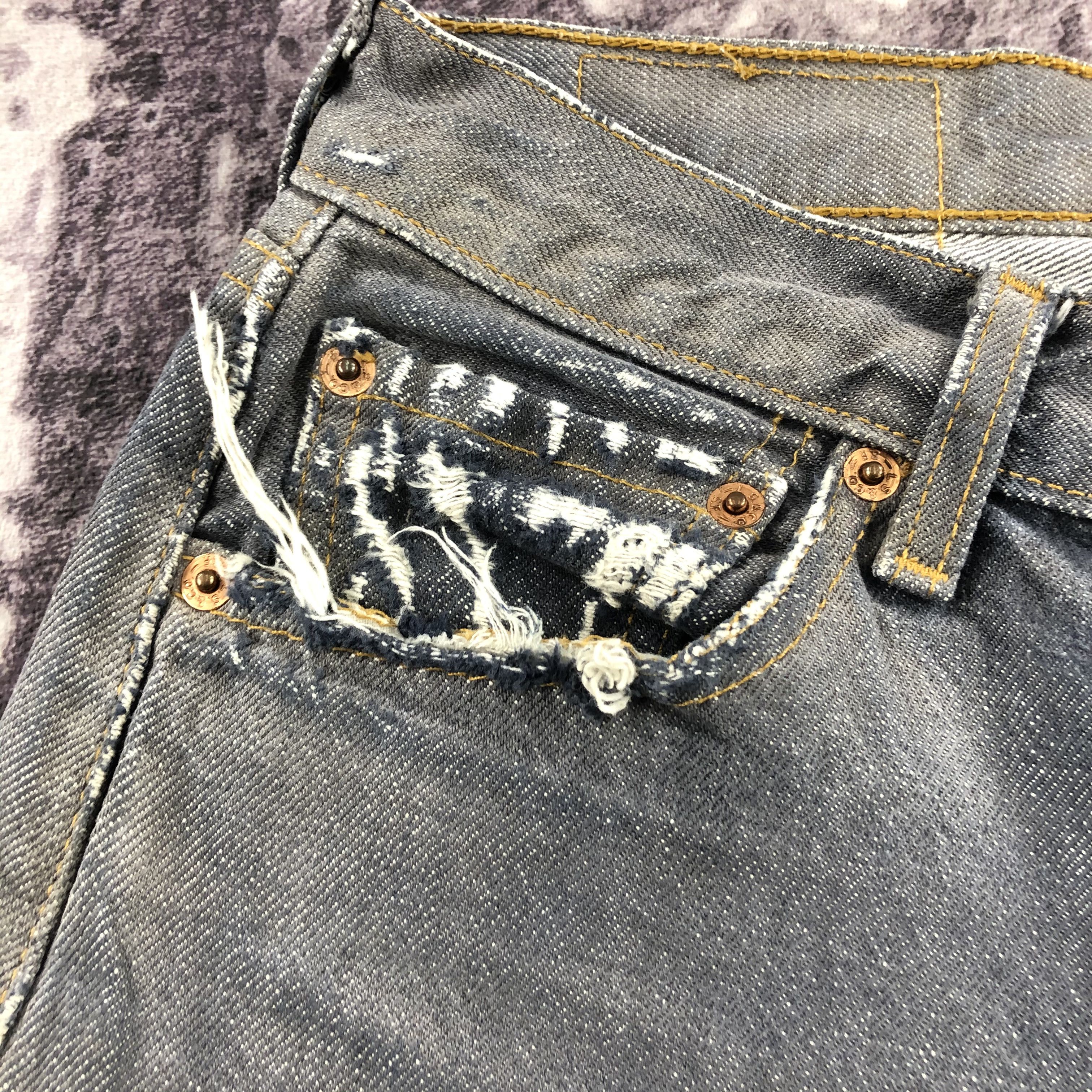 Levi's × Vintage Vintage 90s Levis 501 Ripped Jeans-JM2482 Size US 30 / EU 46 - 11 Thumbnail
