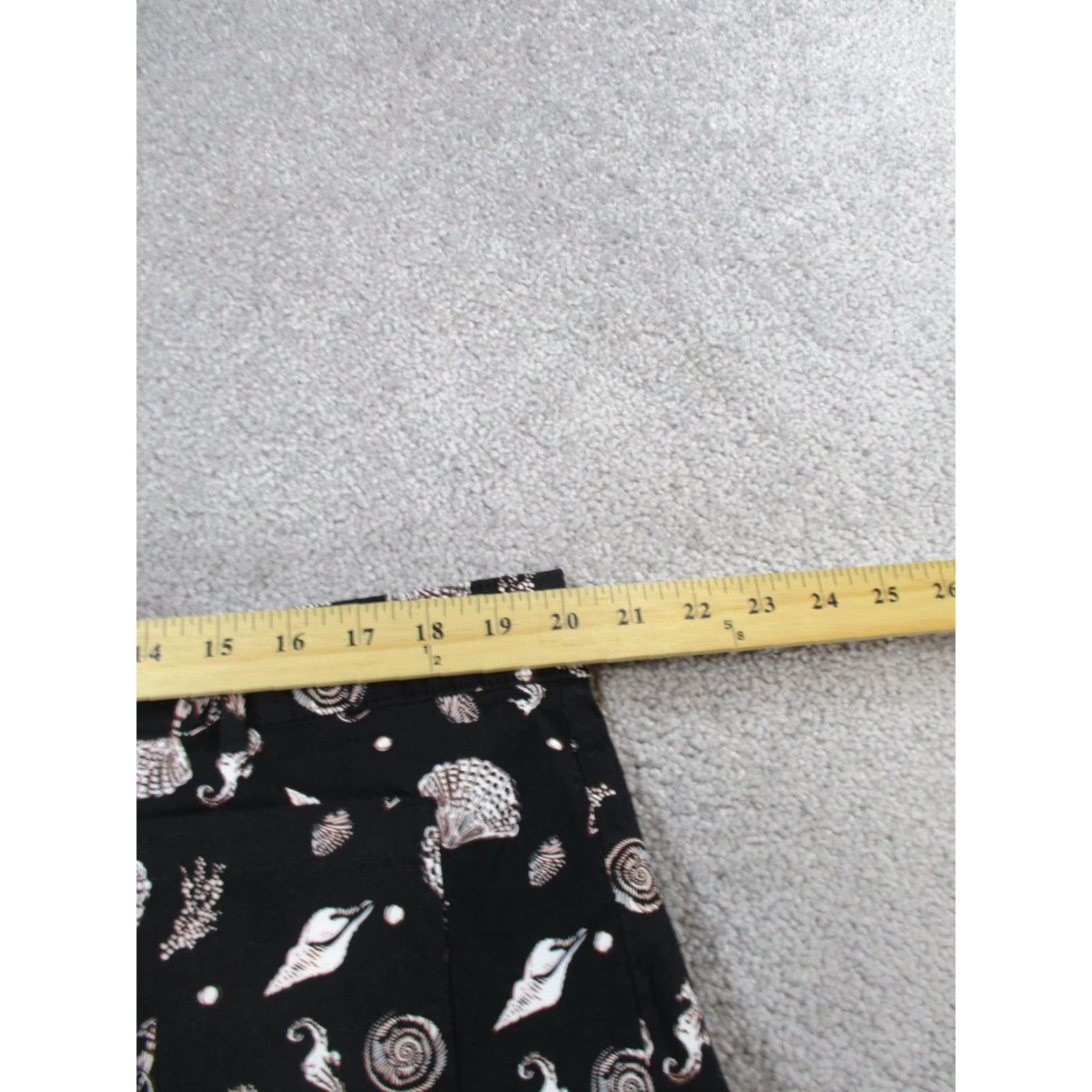 Loft VINTAGE LOFT Shorts Womens 18 The Palmer Black Seashells Seahorses Cotton Knit Chino Casual 90s Girls Size 40" / US 18 - 6 Thumbnail
