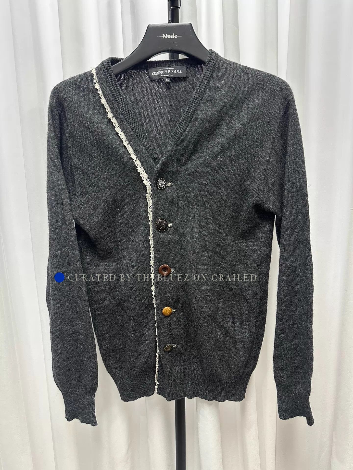 Geoffrey B. Small Intricate Lace Flower-Button Knit Sweater Size US S / EU 44-46 / 1 - 1 Thumbnail