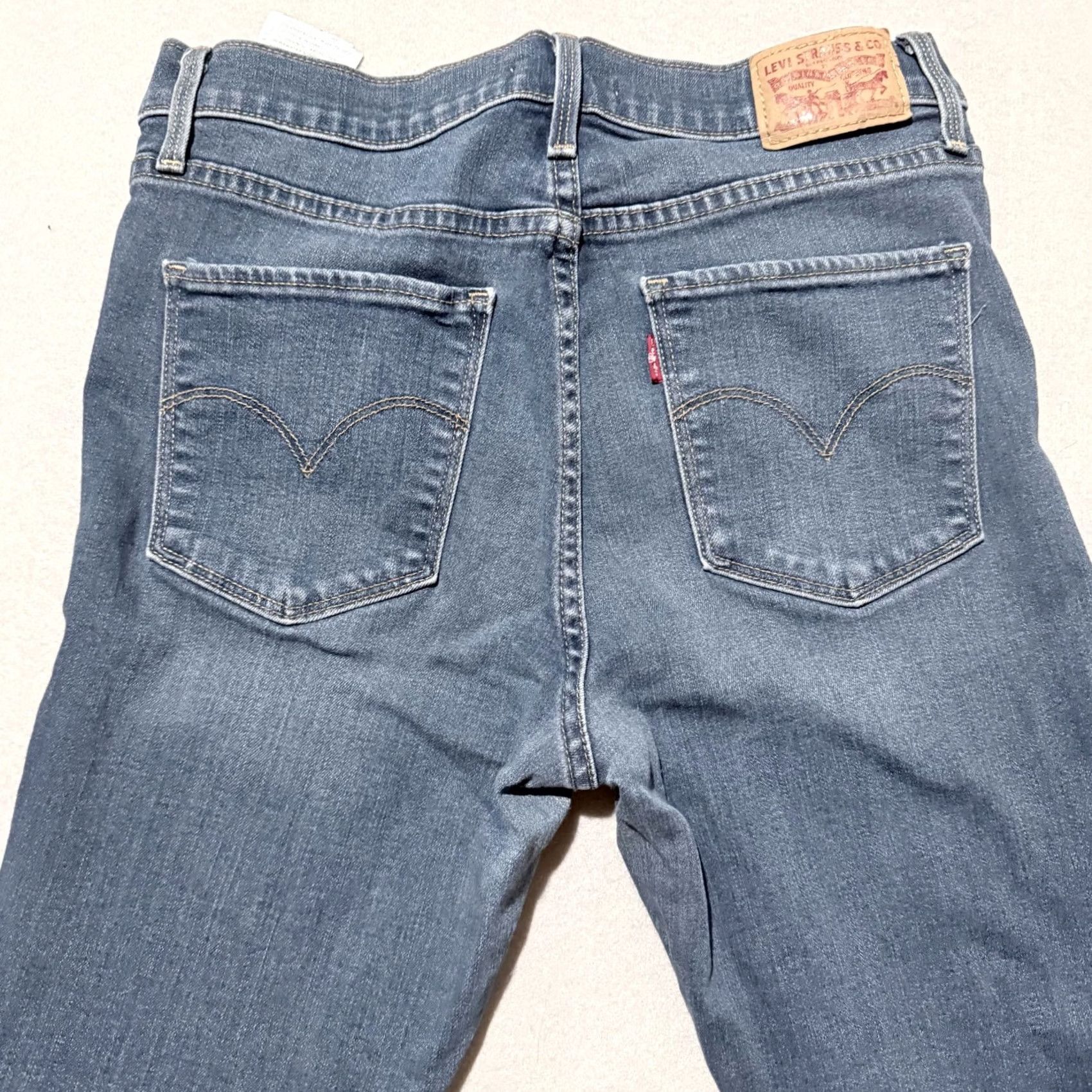 Levi's Levi's 311 Shaping Skinny Jeans Women's Medium Wash Denim Stretch Zip Fly 29 Blue Women Jeans 311 Shaping Skinny Size 29" - 4 Thumbnail