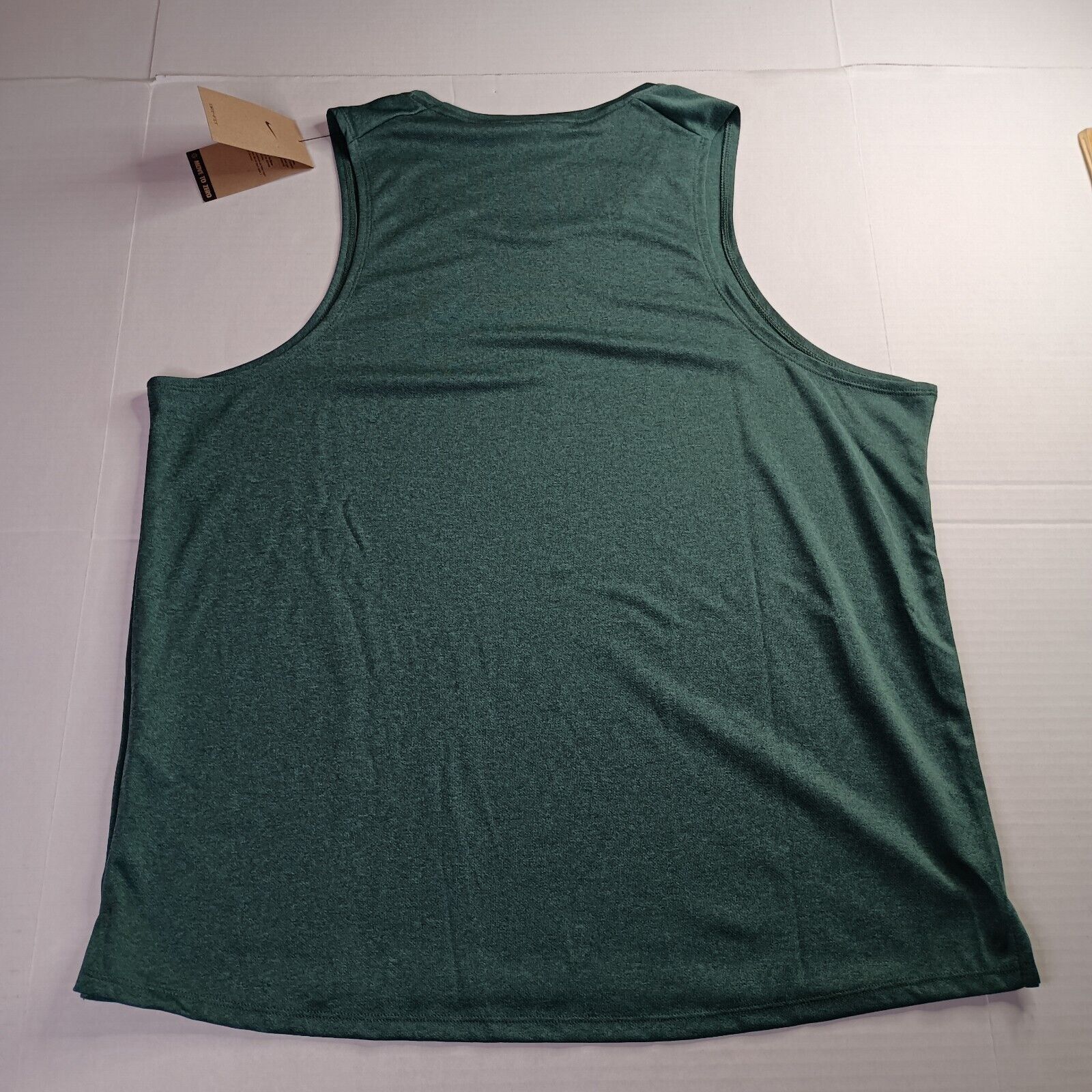 Nike Nike Men's Dri-FIT Miler Tank Top Running Green Size XL Size US XL / EU 56 / 4 - 7 Thumbnail
