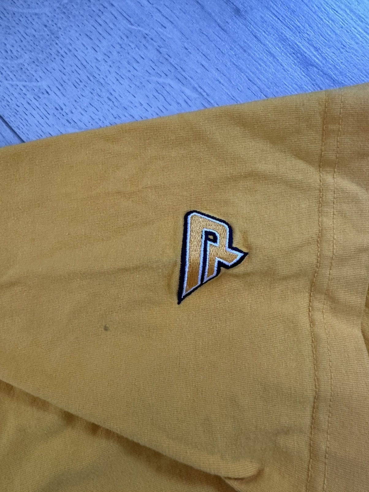 Vintage Vintage Y2K Pure Playaz Baggy Hip Hop Yellow Tee Size US XL / EU 56 / 4 - 4 Thumbnail