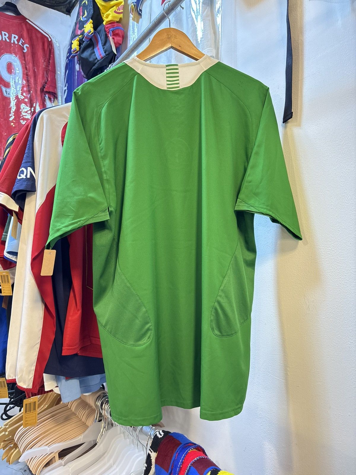Nike 2005-2006 Celtic Away Kit Size US L / EU 52-54 / 3 - 4 Thumbnail