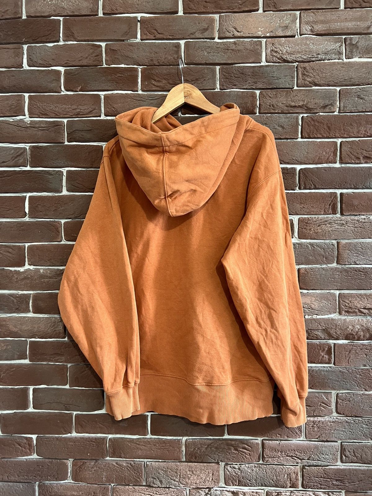 Han Kjobenhavn Rare Han Kjobenhavn Logo OrangE Hoodie Hype Streetwear XL Size US XL / EU 56 / 4 - 2 Thumbnail