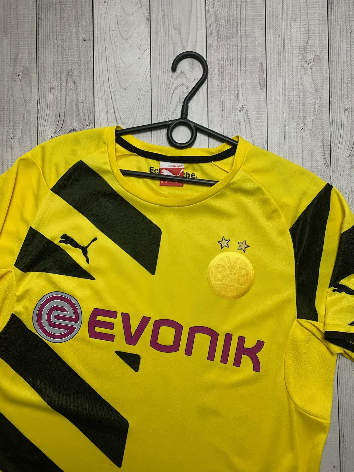 Puma × Vintage Vintage yellow Borussia Dortmund soccer jersey 15 Hummels M Size US M / EU 48-50 / 2 - 3 Thumbnail
