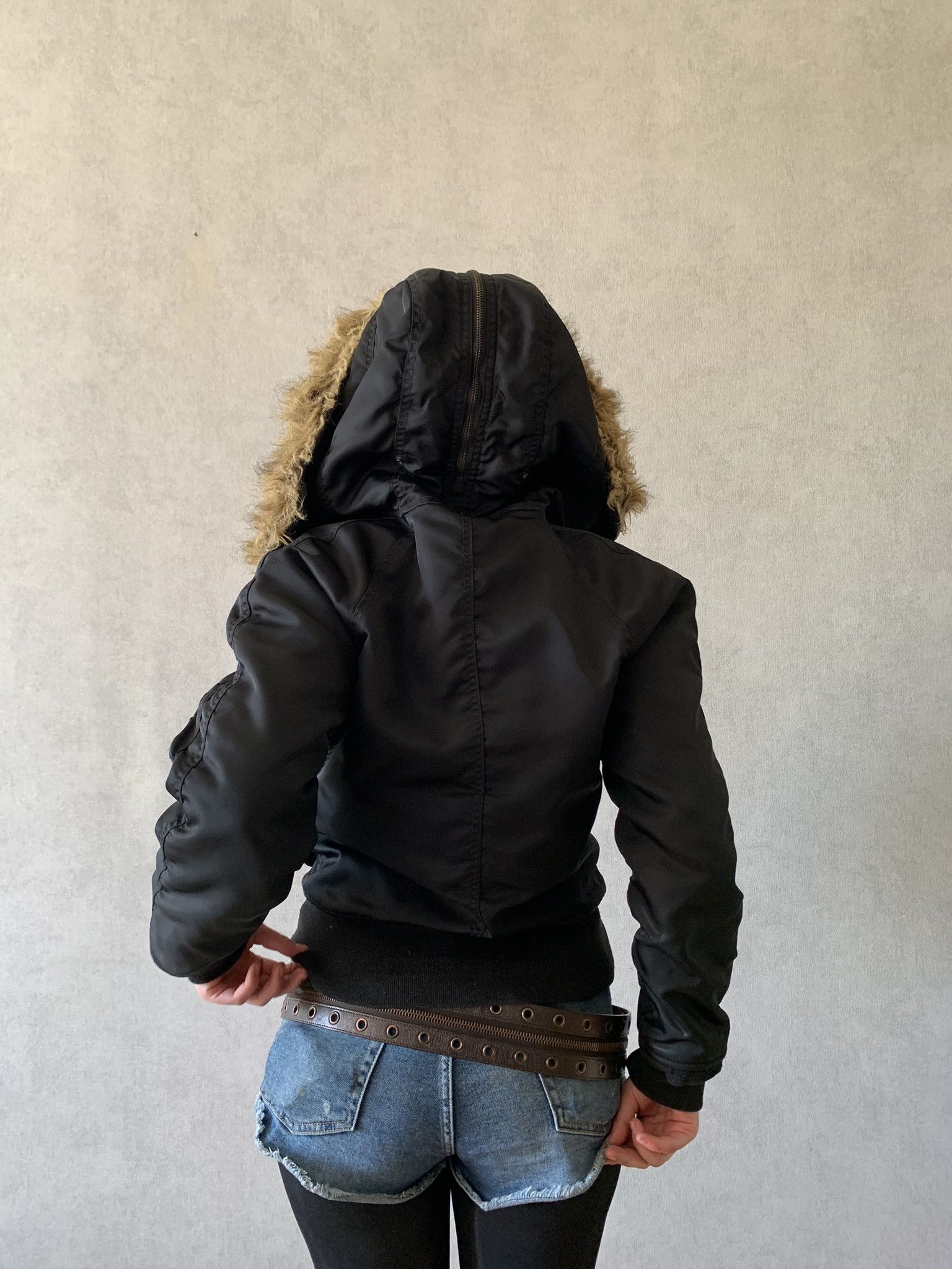 Schott Rare SCHOTT N2-B Zip Fur Alaska Bomber Jacket Avant-garde Size XS / US 0-2 / IT 36-38 - 2 Thumbnail