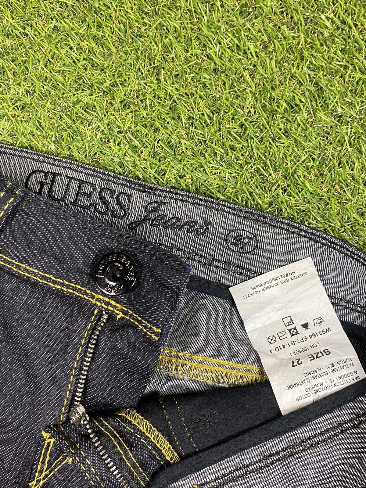 Guess Vintage Y2K Guess premium jeans streetwear style size 27 Size 27" / US 4 / IT 40 - 6 Thumbnail