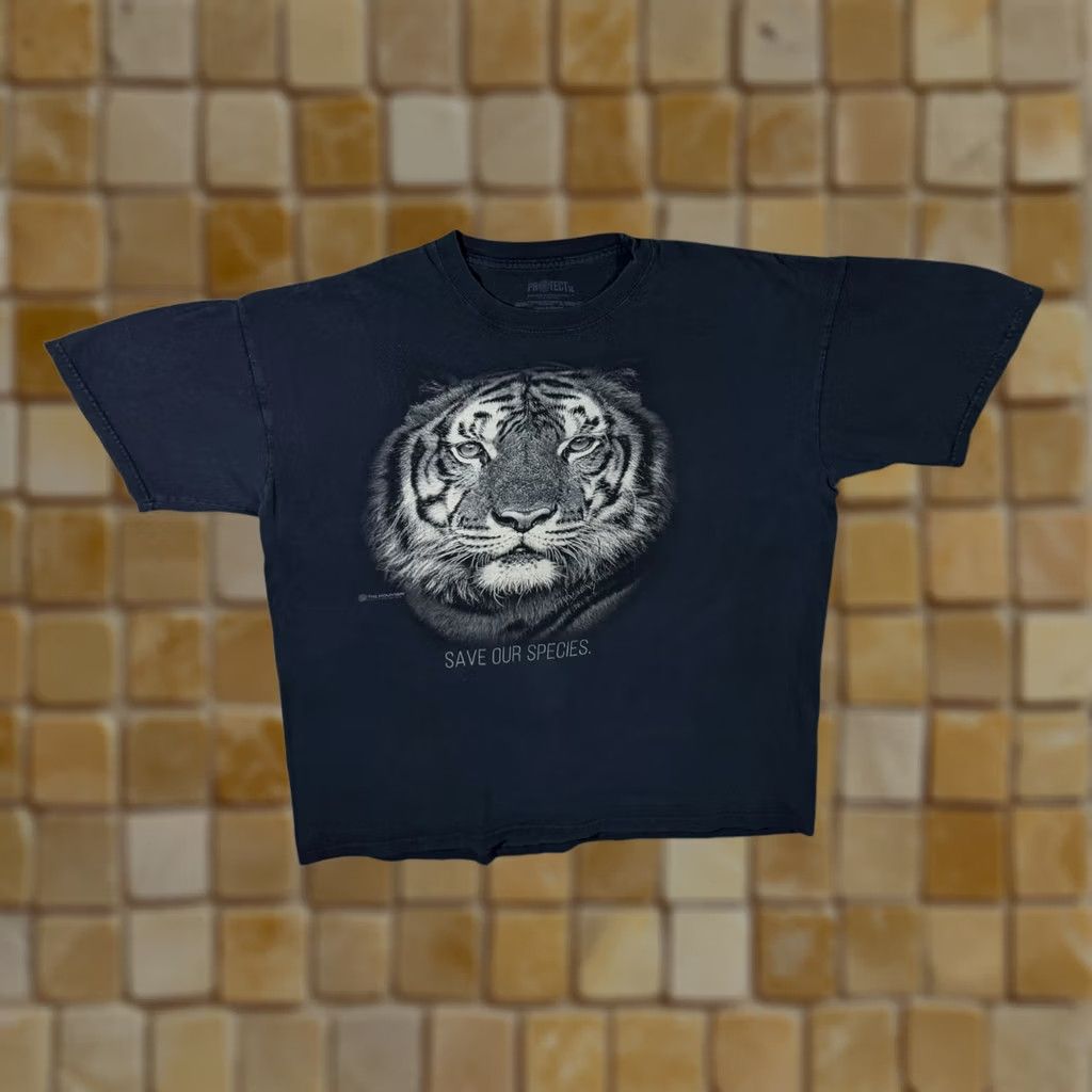 The Mountain The Mountain "Save Our Species" Tiger Animal Wildlife Graphic Black Cotton T-Shirt XL Mens Size US XL / EU 56 / 4 - 1 Thumbnail