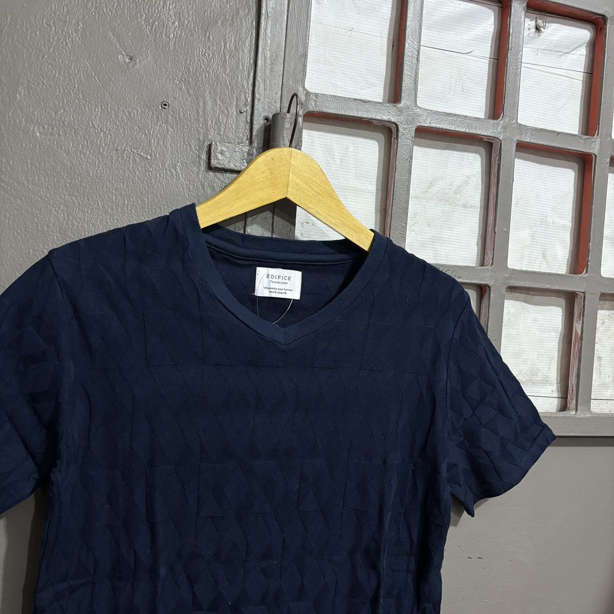 Japanese Brand Edifice V-Neck Tee Size US S / EU 44-46 / 1 - 2 Thumbnail