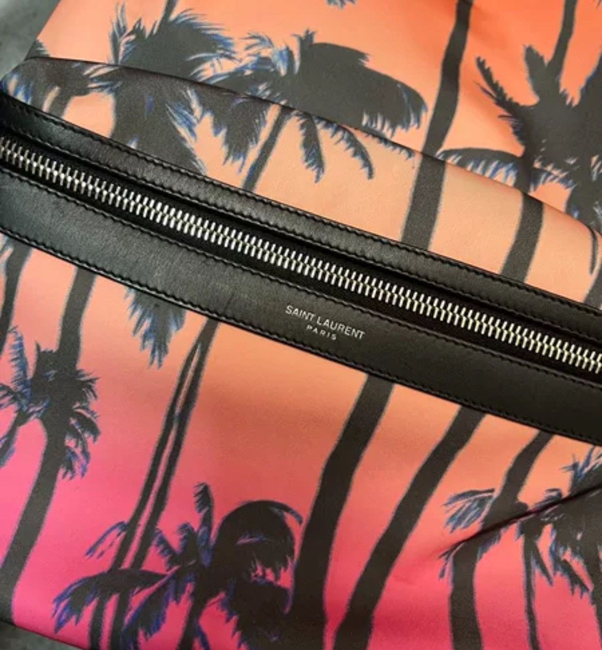 Saint Laurent Paris × Yves Saint Laurent Saint Laurent SLP Authentic 16 Pink Gradient Print Backpack Size ONE SIZE - 3 Thumbnail