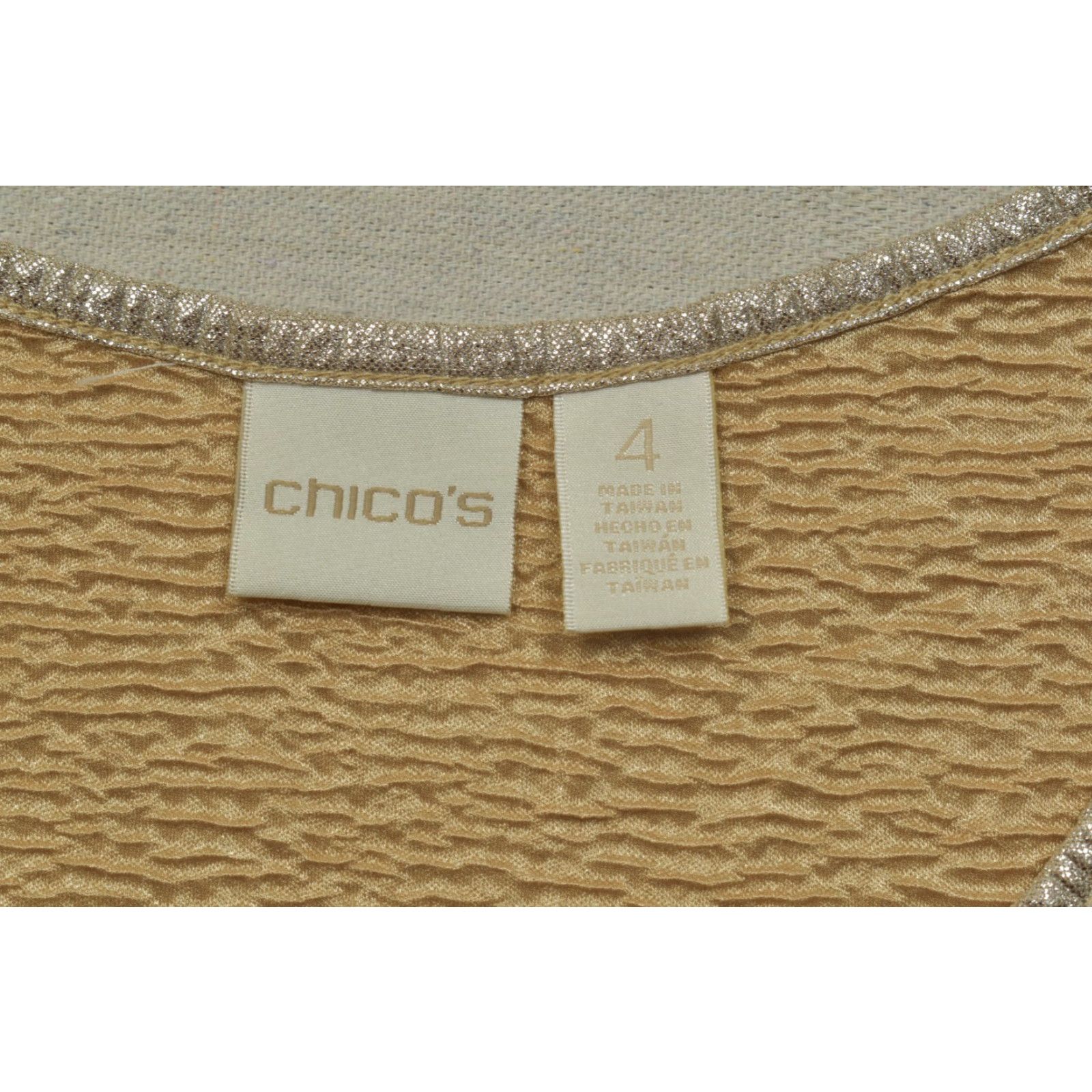 Vintage Chico's Blouse Shirt Womens 4 Gold Metallic Textured Plissé Short Sleeve Round Neck Pullover casual Polyester Adult Regular Gold Womens Size S / US 4 / IT 40 - 7 Thumbnail