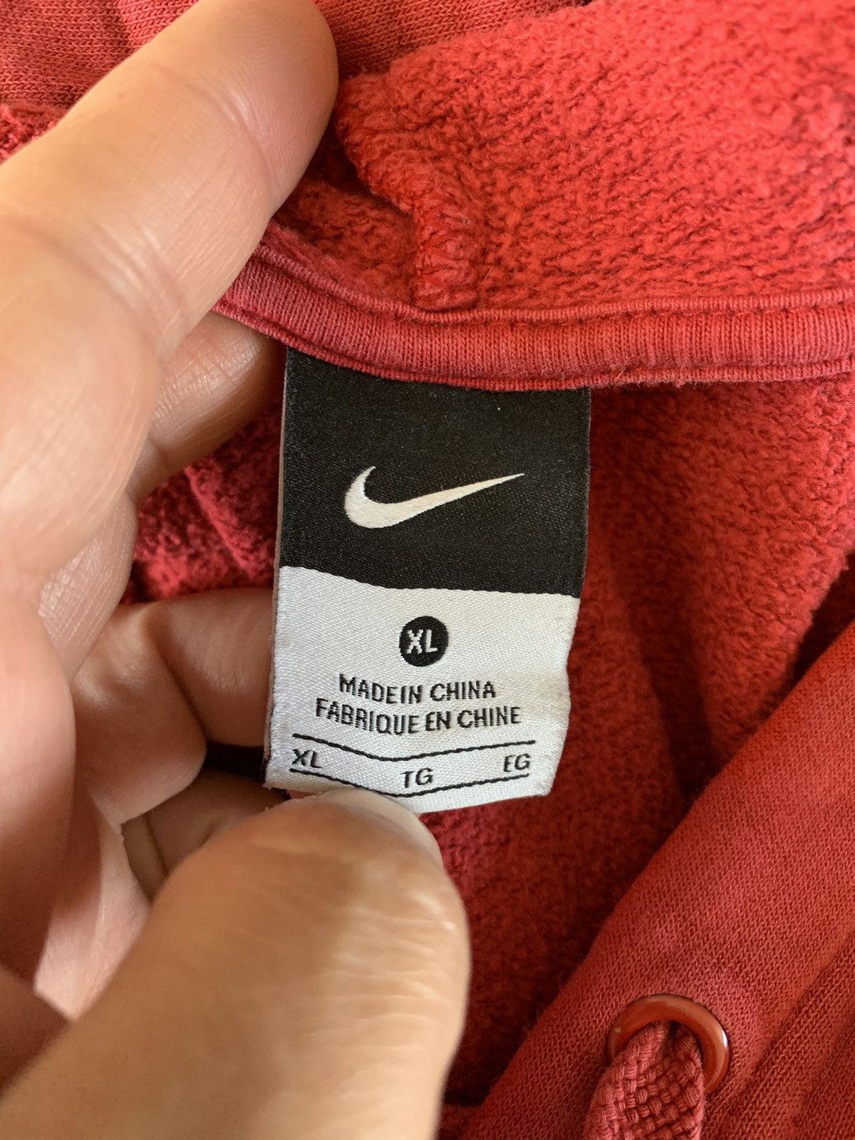 Nike Vintage Nike Big center swoosh hoodie Size US XL / EU 56 / 4 - 12 Thumbnail