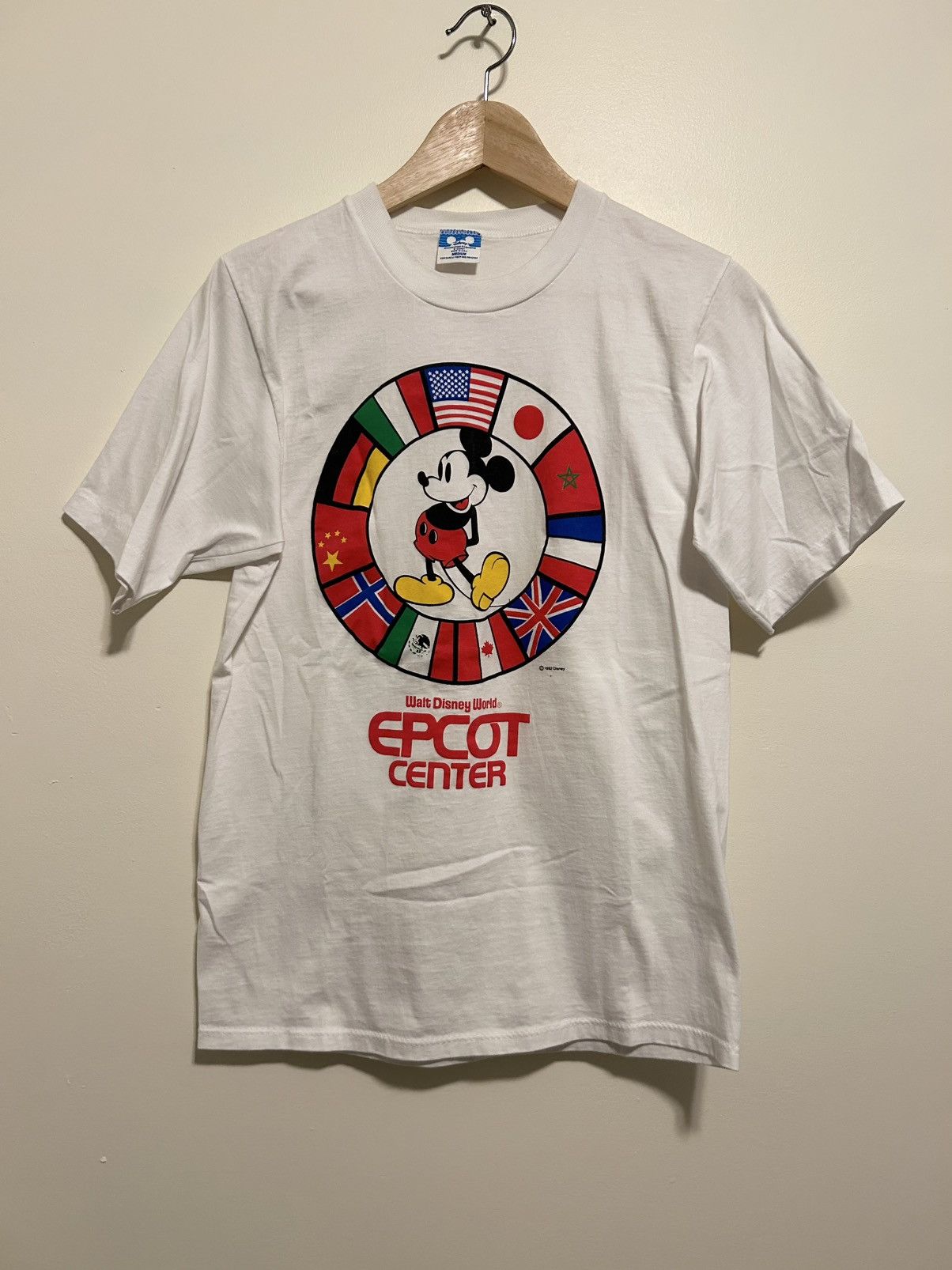 Disney 1982 Vintage Disney Epcot Center Tee Size US M / EU 48-50 / 2 - 1 Thumbnail