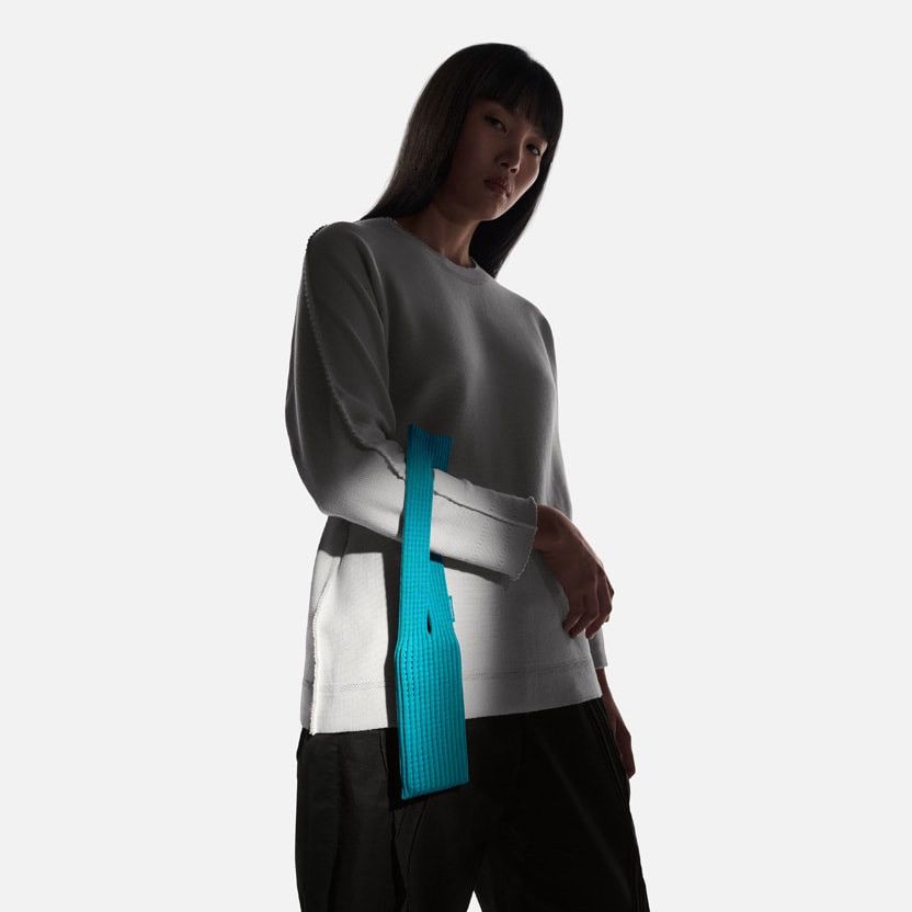 Issey Miyake Apple iPhone Pocket Size ONE SIZE - 1 Thumbnail