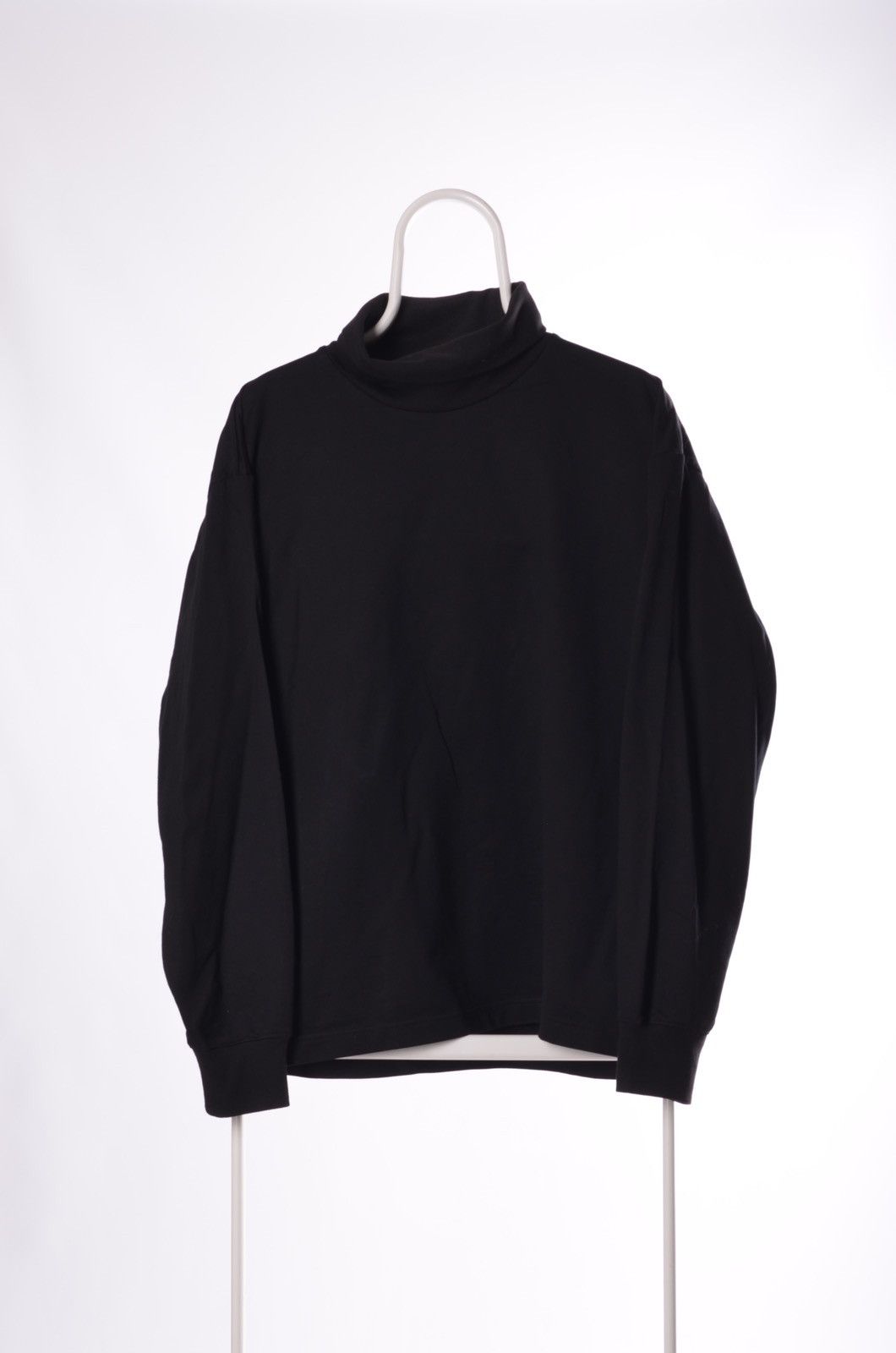 Jun Takahashi UNIQLO UNDERCOVER TURTLENECK SWEATER size L Size US L / EU 52-54 / 3 - 1 Thumbnail
