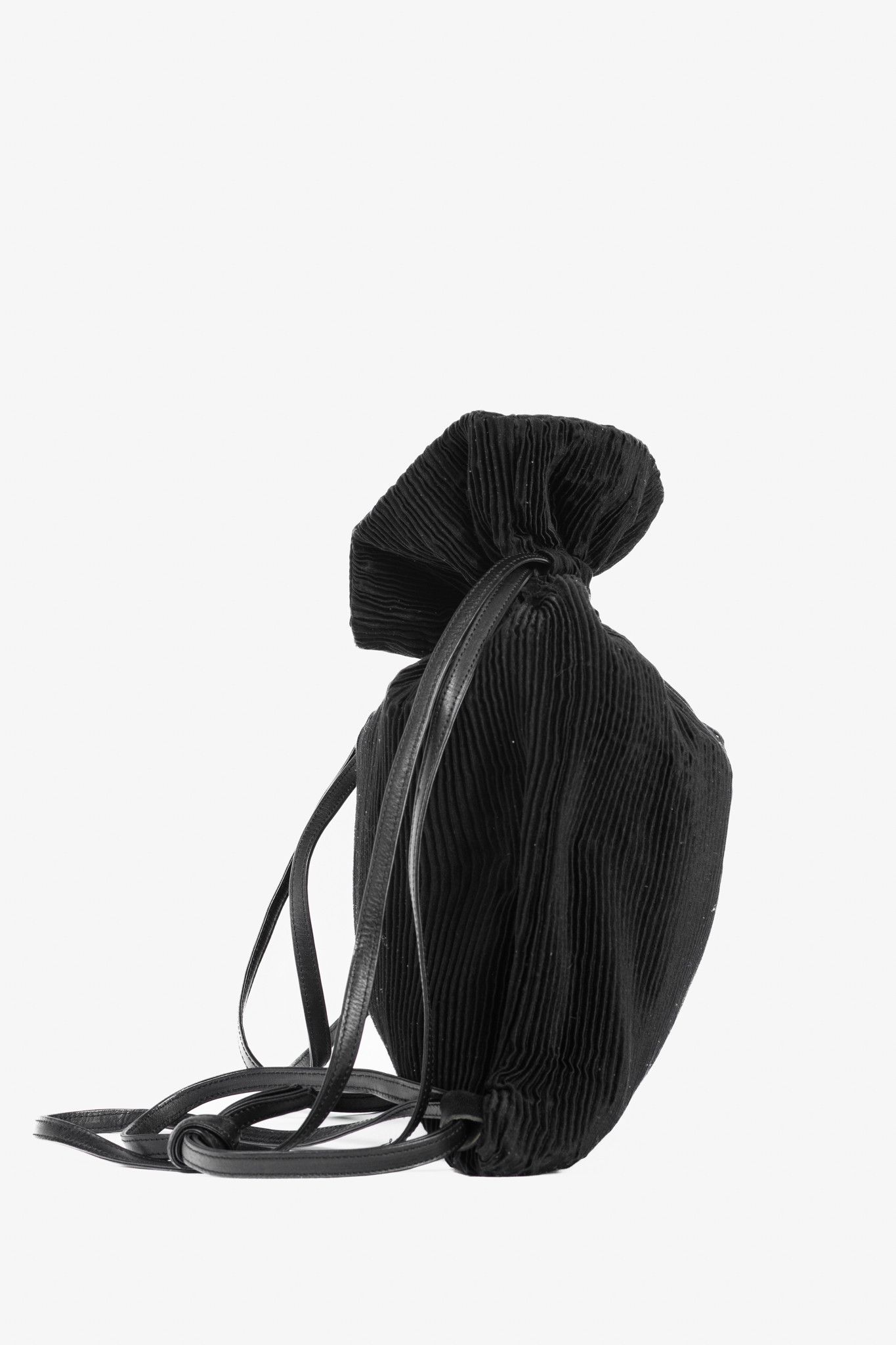 Y's Y's Black Pleated Satin Leather-Drawstring Backpack Size ONE SIZE - 3 Thumbnail