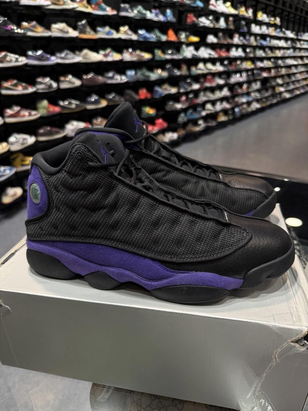 Jordan Brand Jordan Retro 13 Sneakers Black and Purple Size 13 Size US 13 / EU 46 - 4 Thumbnail