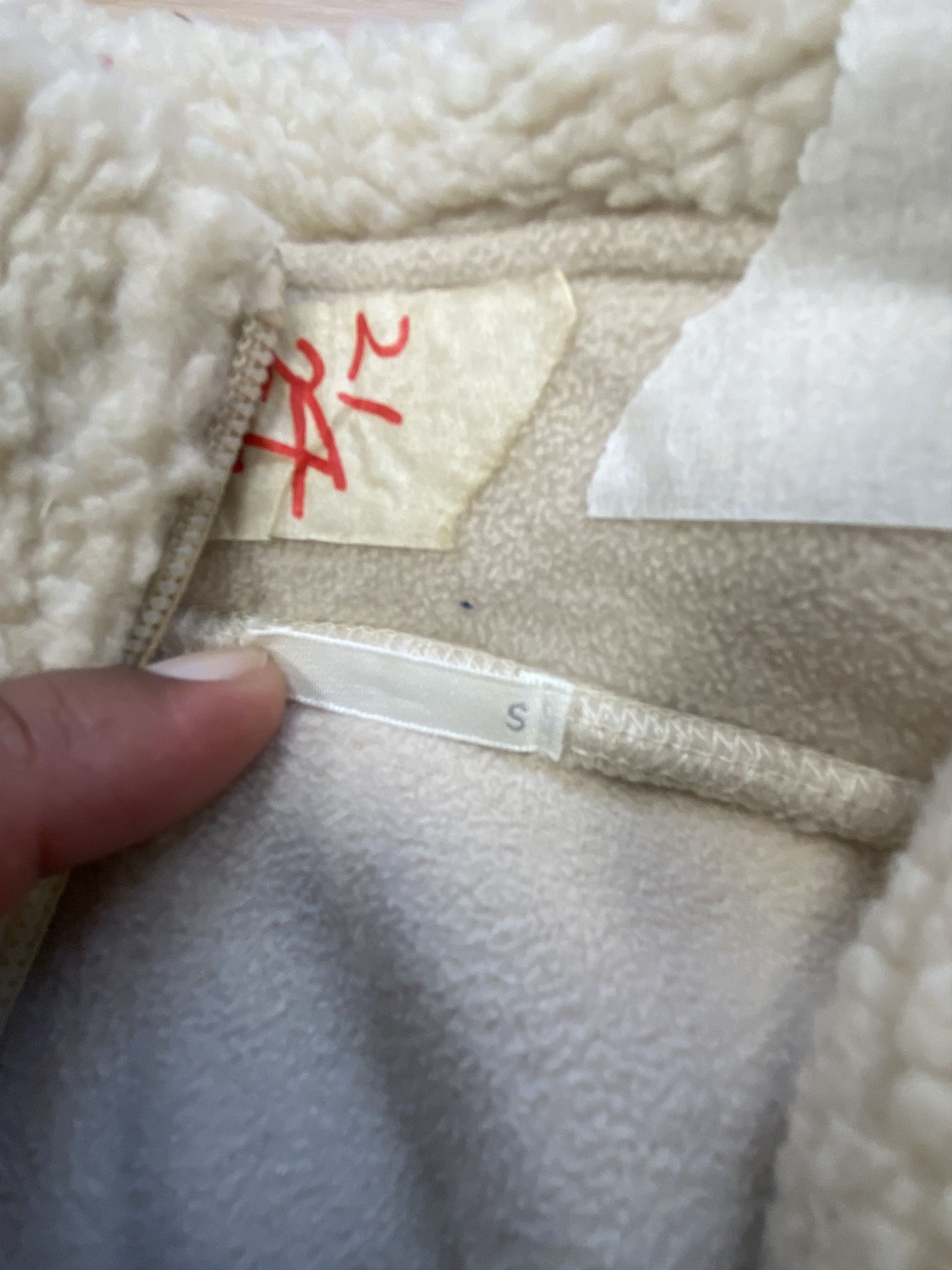 GU GU sweater zipper size L Size US L / EU 52-54 / 3 - 7 Thumbnail