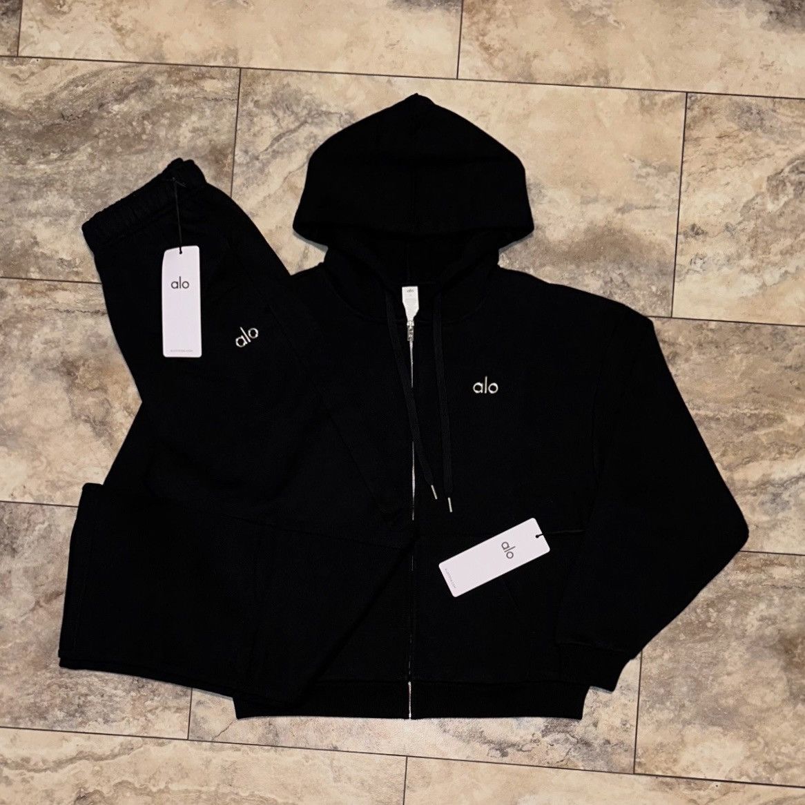 Alo Alo Yoga Accolade Full Zip Hoodie & Sweatpants Set Black M