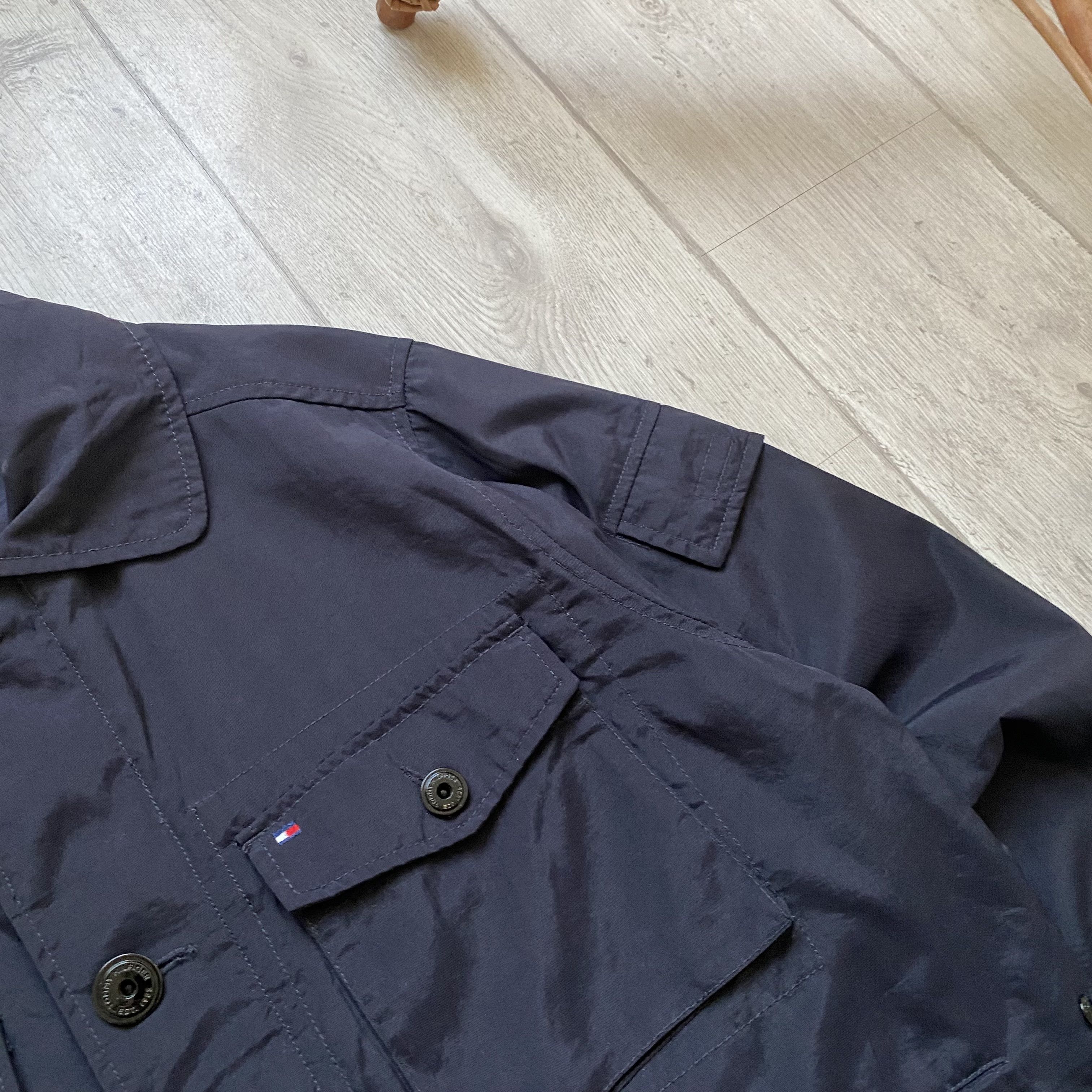 Tommy Hilfiger Vintage 90s Tommy Hilfiger Jacket Nylon Overshirt Size US L / EU 52-54 / 3 - 4 Thumbnail