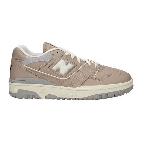 image of New Balance Ob1O1E0424 Low Top Sneakers In Beige / Turtledove in Beige/Turtledove, Men's (Size 11)